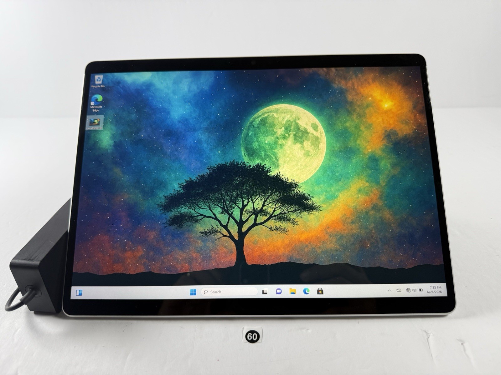 Microsoft Surface Pro 8 (1982) i5-1145G7 – 16GB RAM – 256GB 120Hz – Win 11 Pro