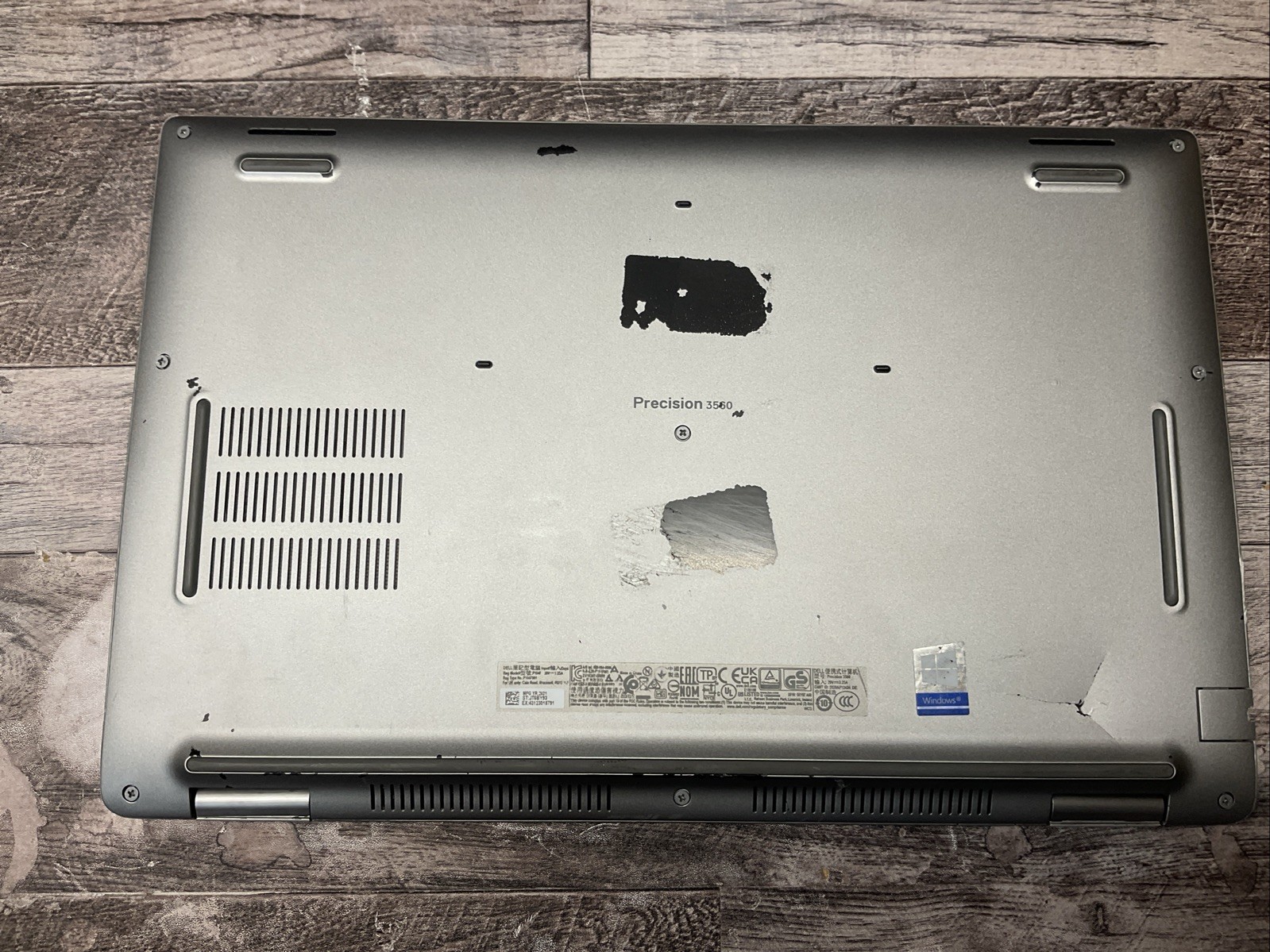 Precision 3560 / i5 11th-12th / No RAM Laptop Notebook PC / O15