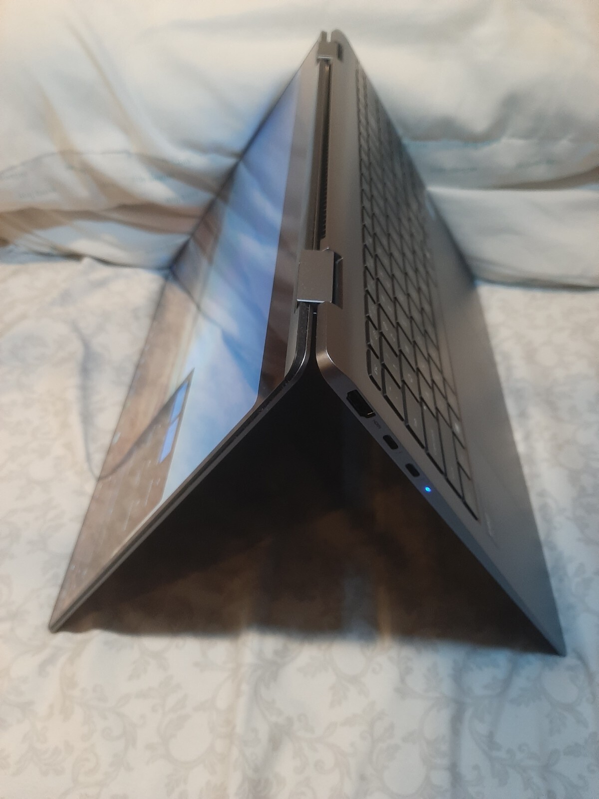 Samsung Galaxy Book4 Pro 360