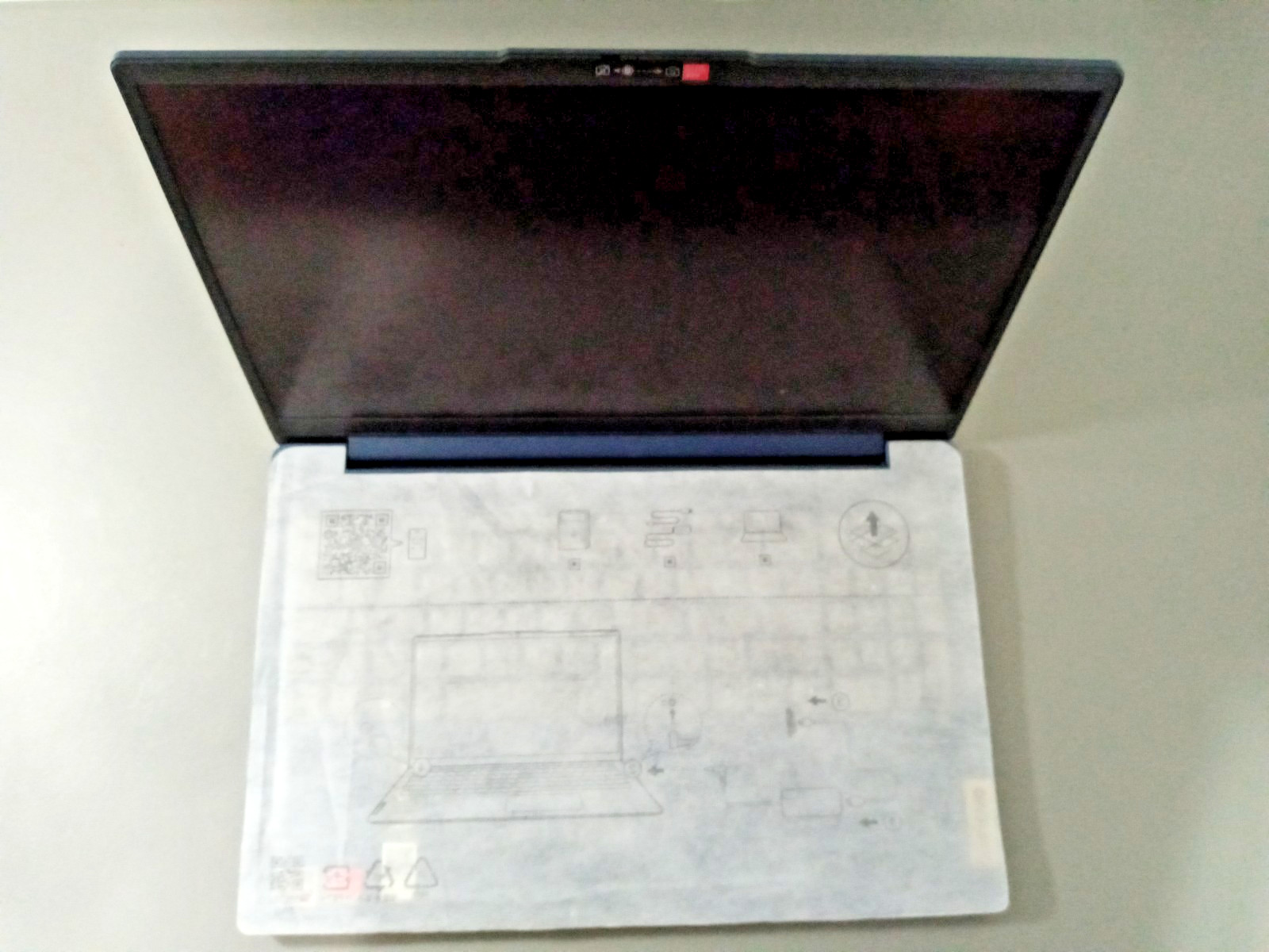 LENOVO IDEAPAD SLIM 3 15ABR8 | AMD RYZEN 7 5825U | 512GB | 16GB | (Pre-Owned)