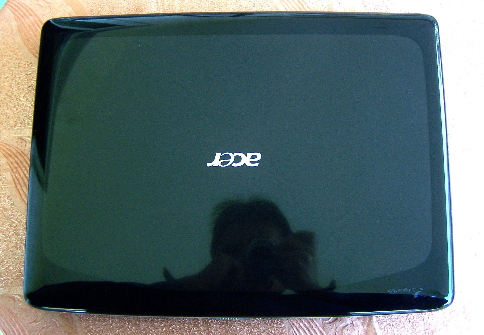 Acer Aspire 7720 17” Intel 2 core 2.0GHz 3GB Ram 2x160GB HD nVidia 9500 Win 10&7