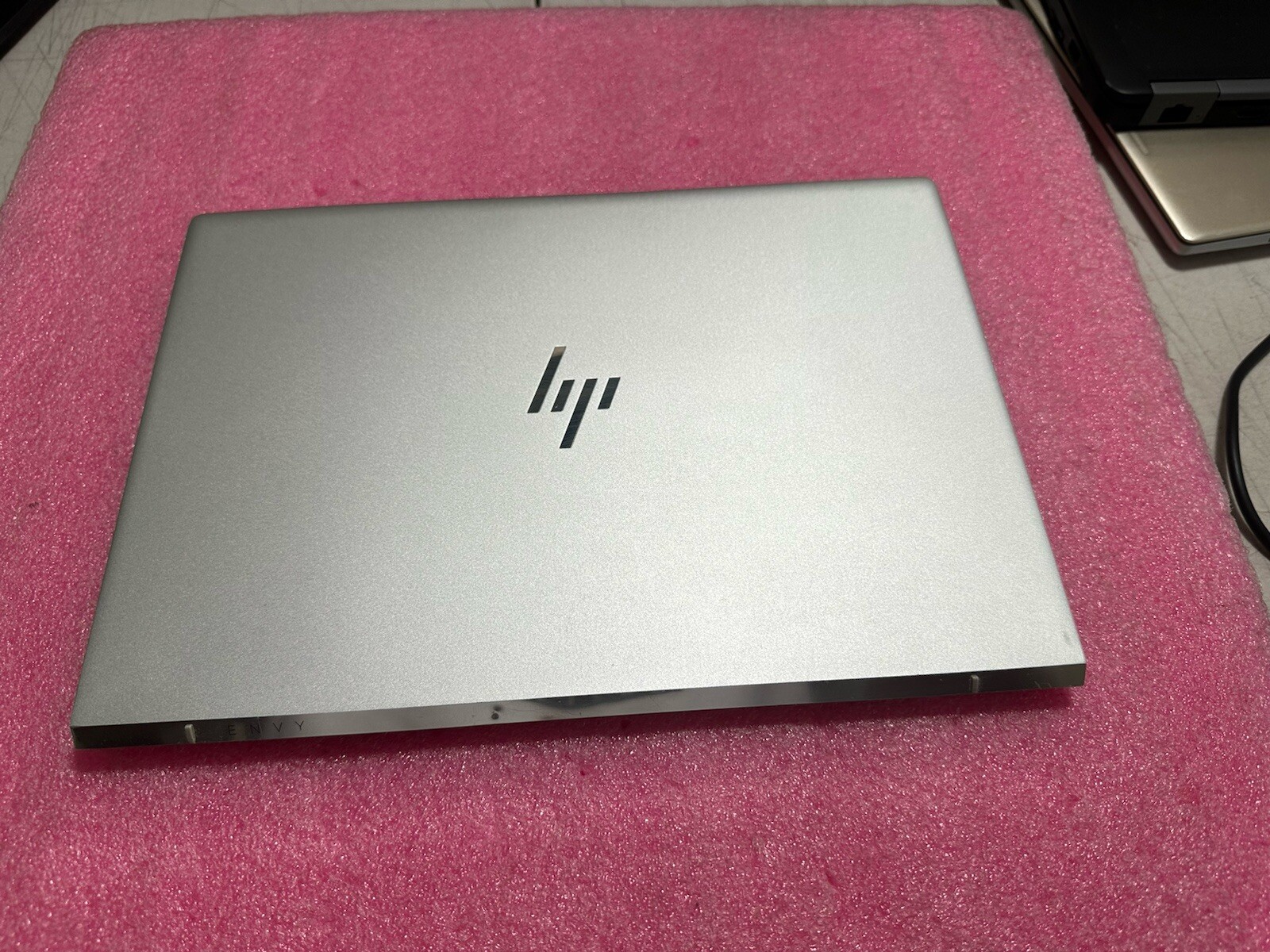 HP ENVY 13t-ad100 13″ Laptop, Touch Screen, Intel Core i7-8550U 8GB RAM, 360 GB