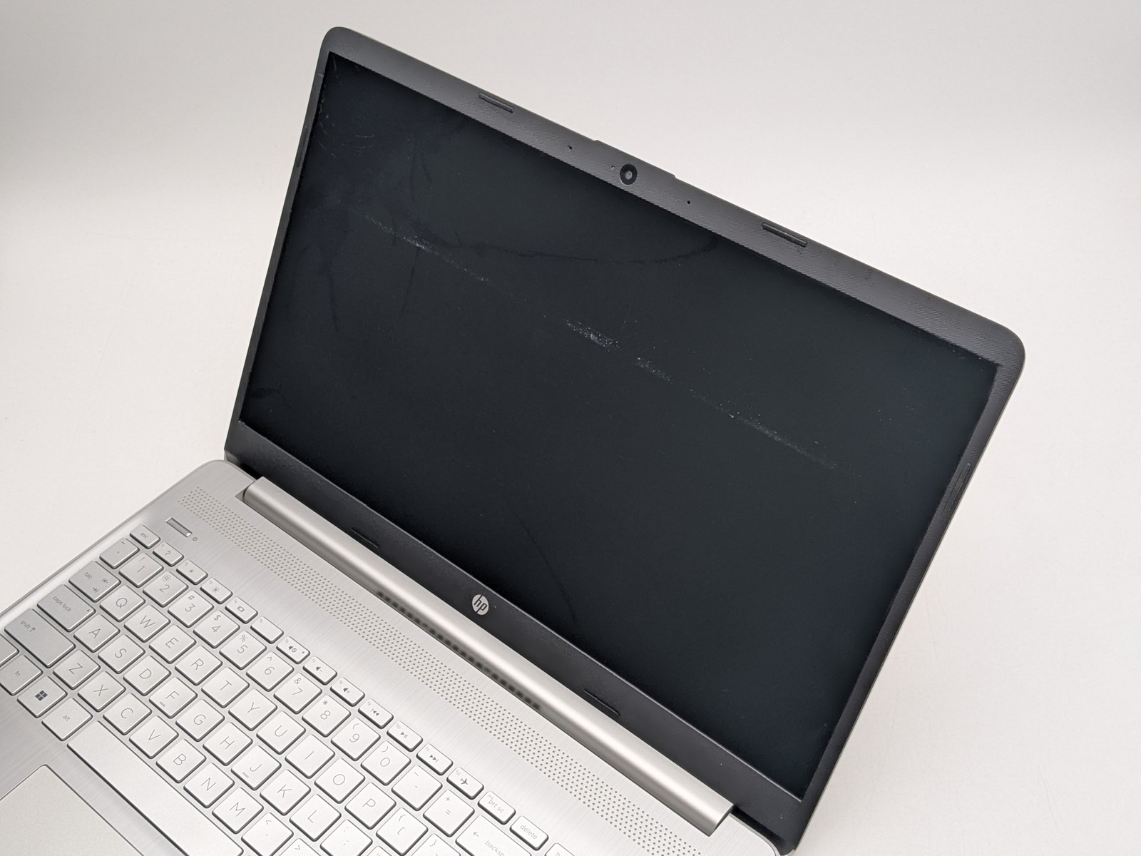 HP Laptop 15-dy2127od 15″ HD I7-1165G7 256GB SSD 8GB Motherboard Palmrest *READ*