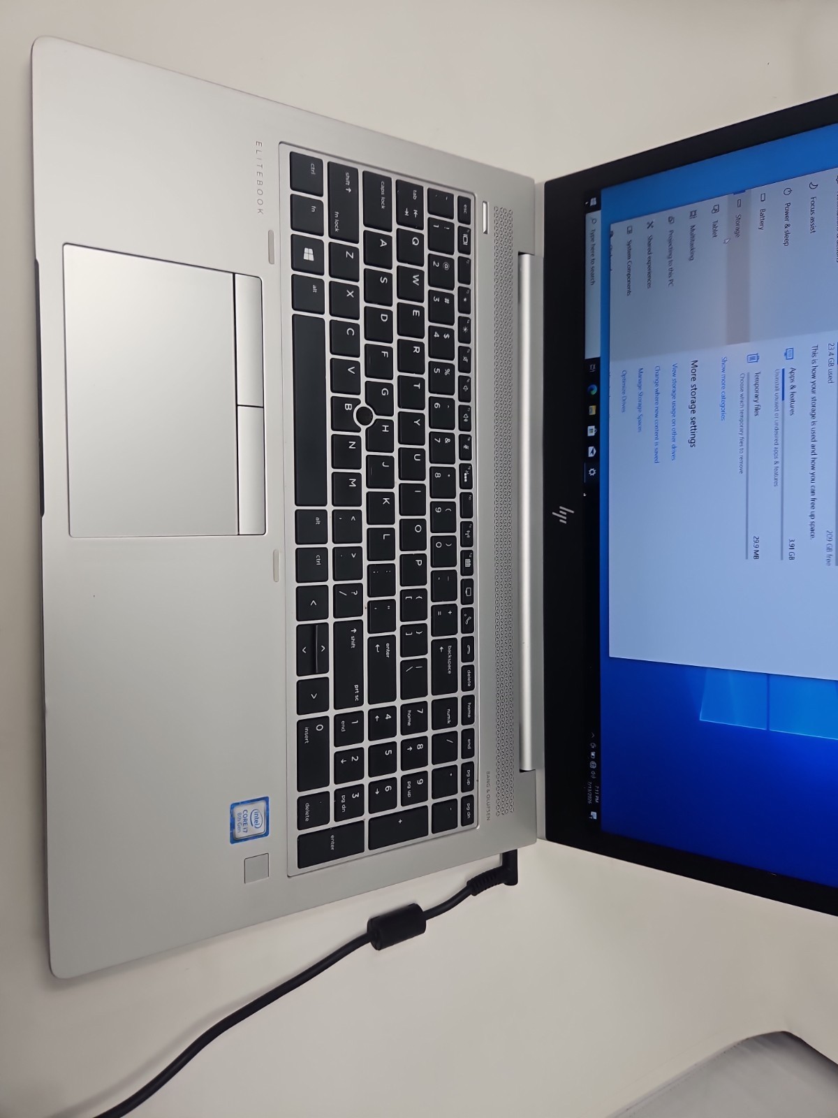 HP EliteBook 850 G5 15.6” Core i7-8550U 1.8GHz 8GB 256GB SSD Win 10 Pro