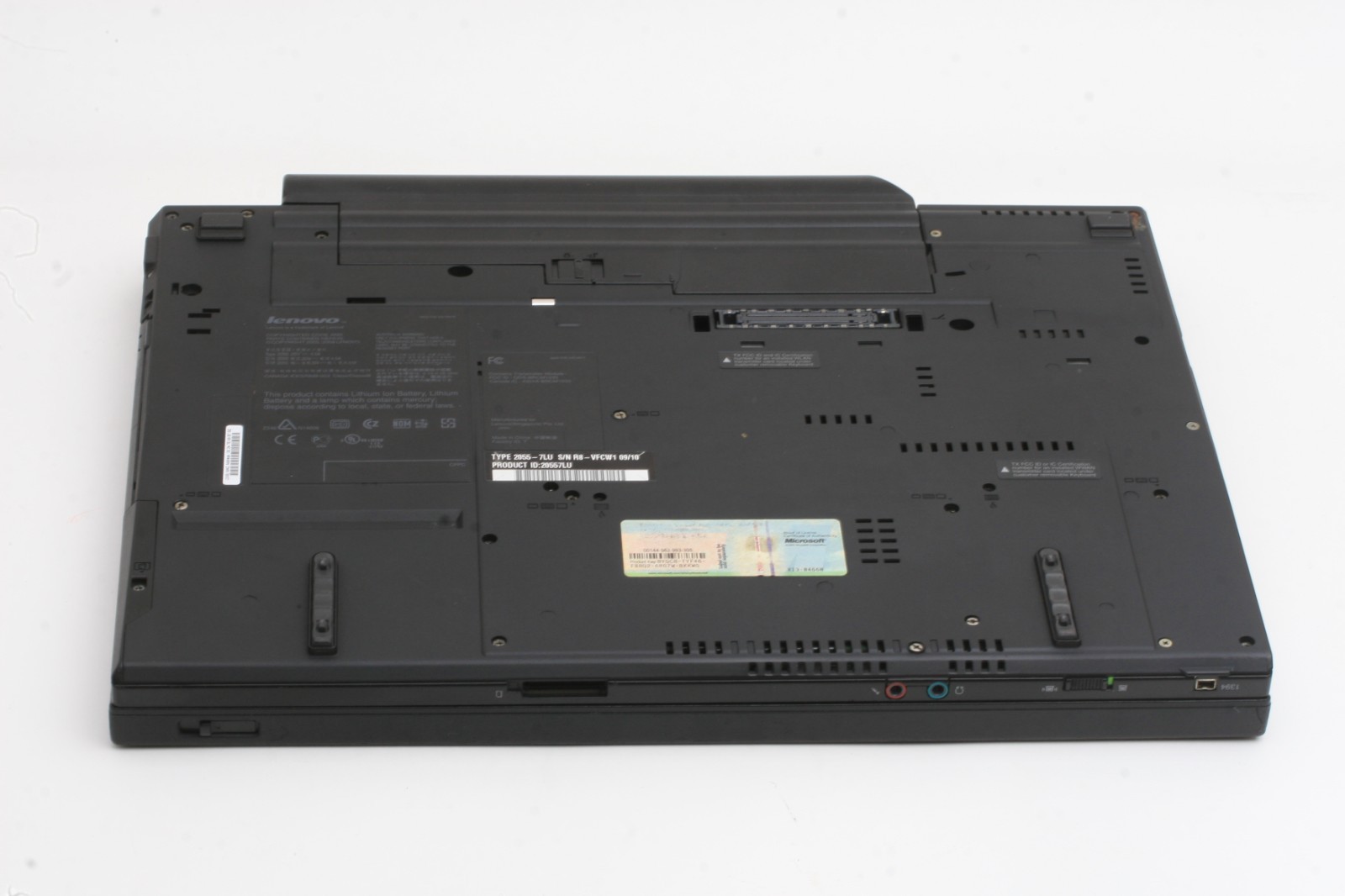Lenovo ThinkPad T500 4 GB/250 GB HDD/15″ screen/ Windows 7 Pro. Ready to Use