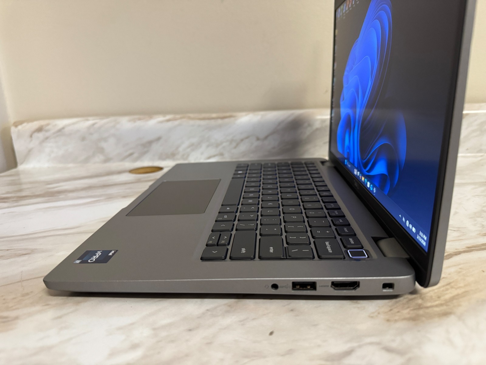 Dell Latitude 5440 Laptop – i7-1365P – 32GB DDR5 256GB Ram W11P Warranty IRCam