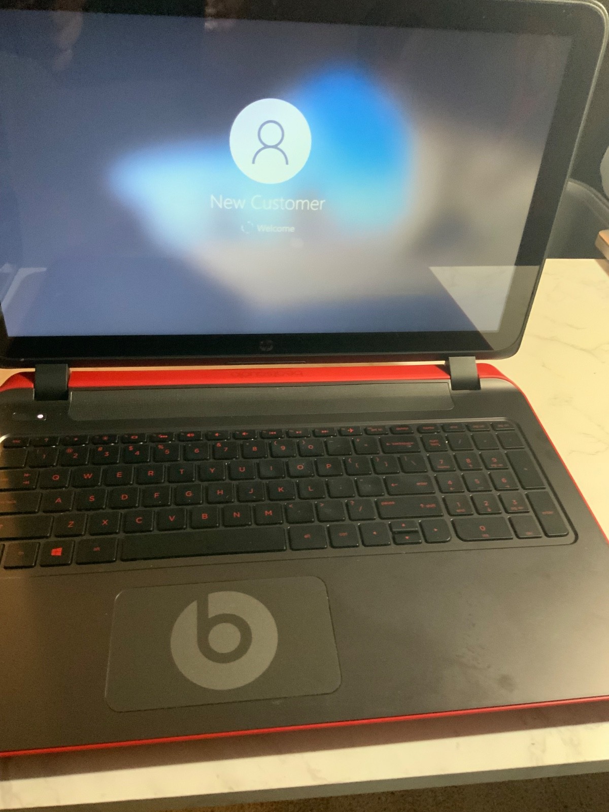 HP Pavilion Laptop – Red | AMD A8 / 8GB RAM | Windows 10 | Beats Audio 243