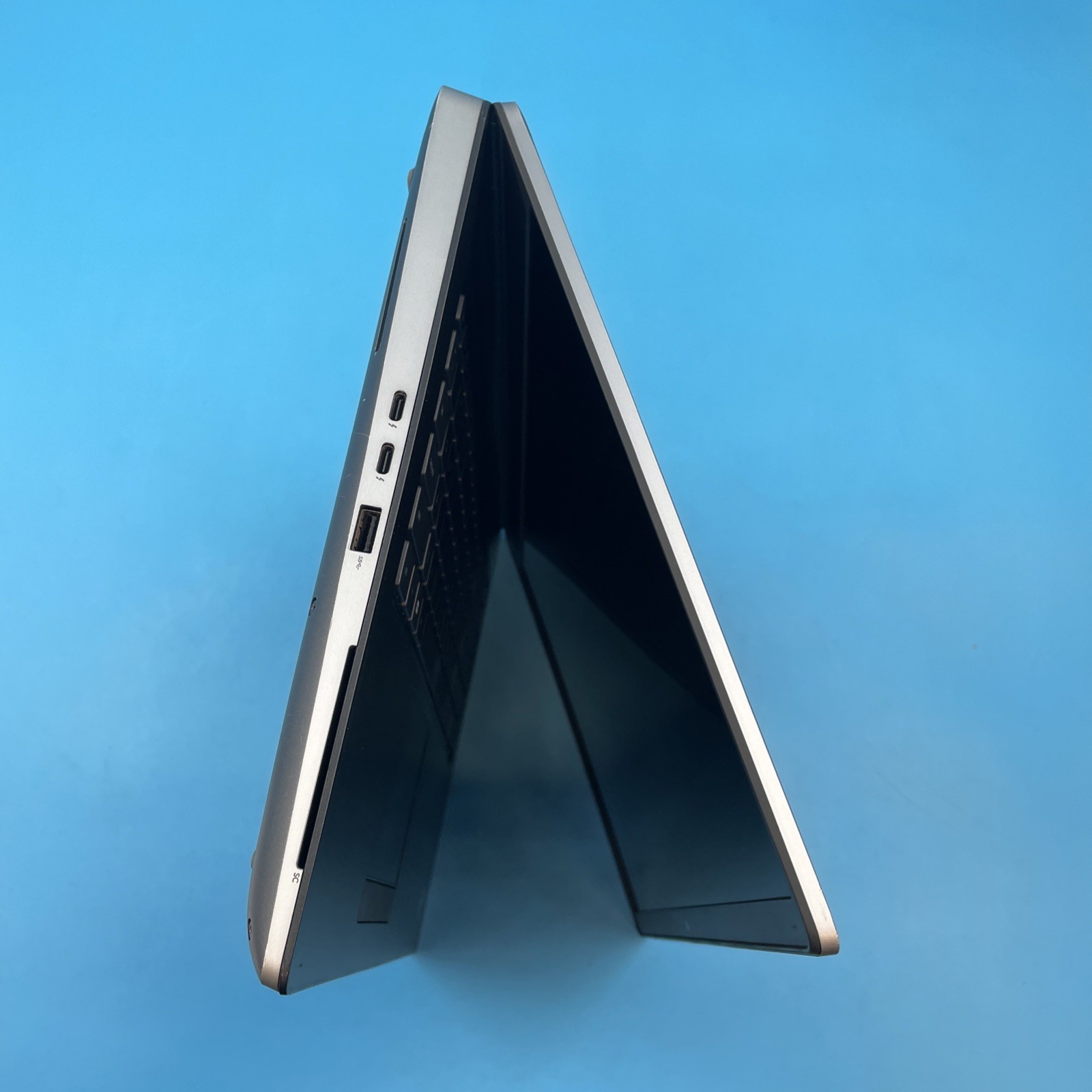 Dell Precision 7760 | i9-11950H | 64GB RAM | NO DRIVE | A4000 | NO OS | 56% BATT