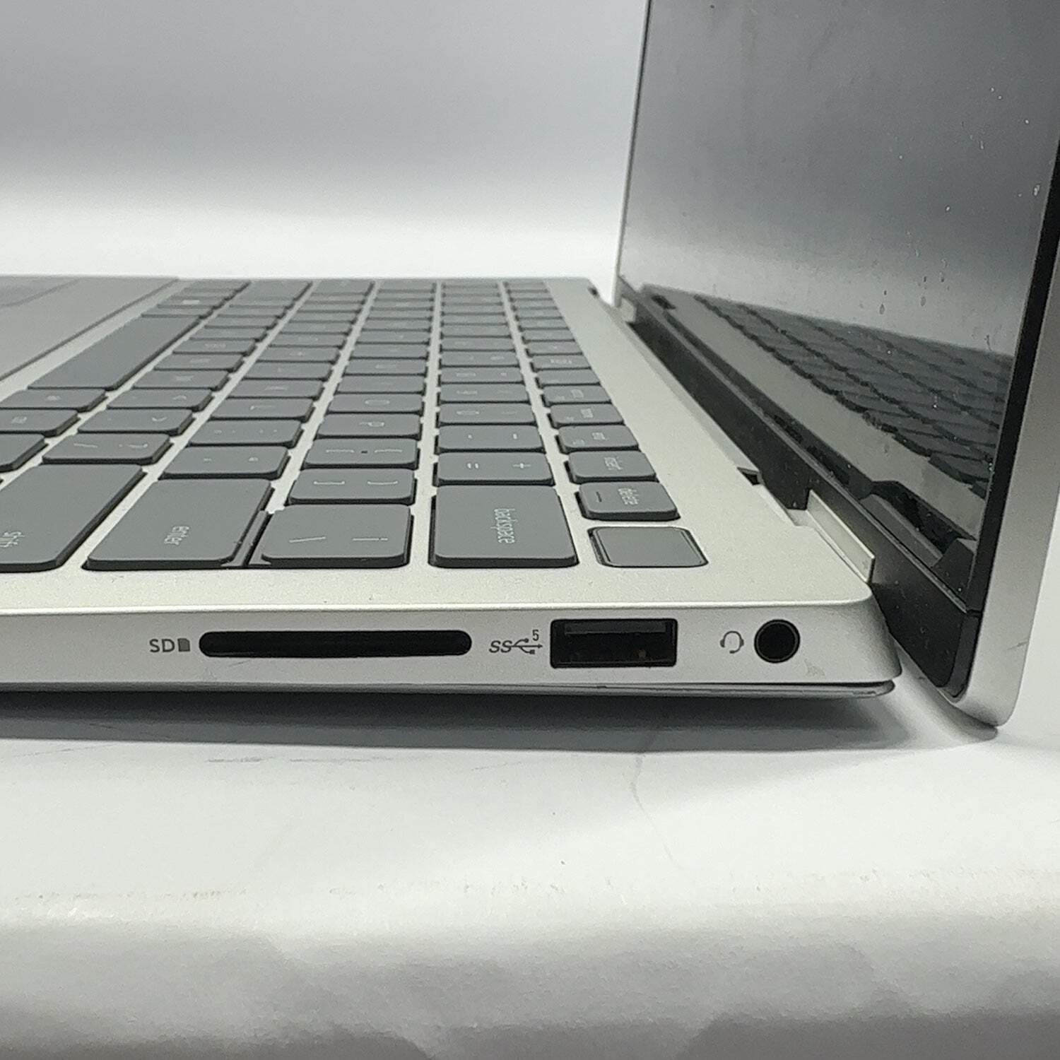 Dell Inspiron 14 7420 14″ i7-1255U 1.7GHz 16GB RAM 512GB SSD