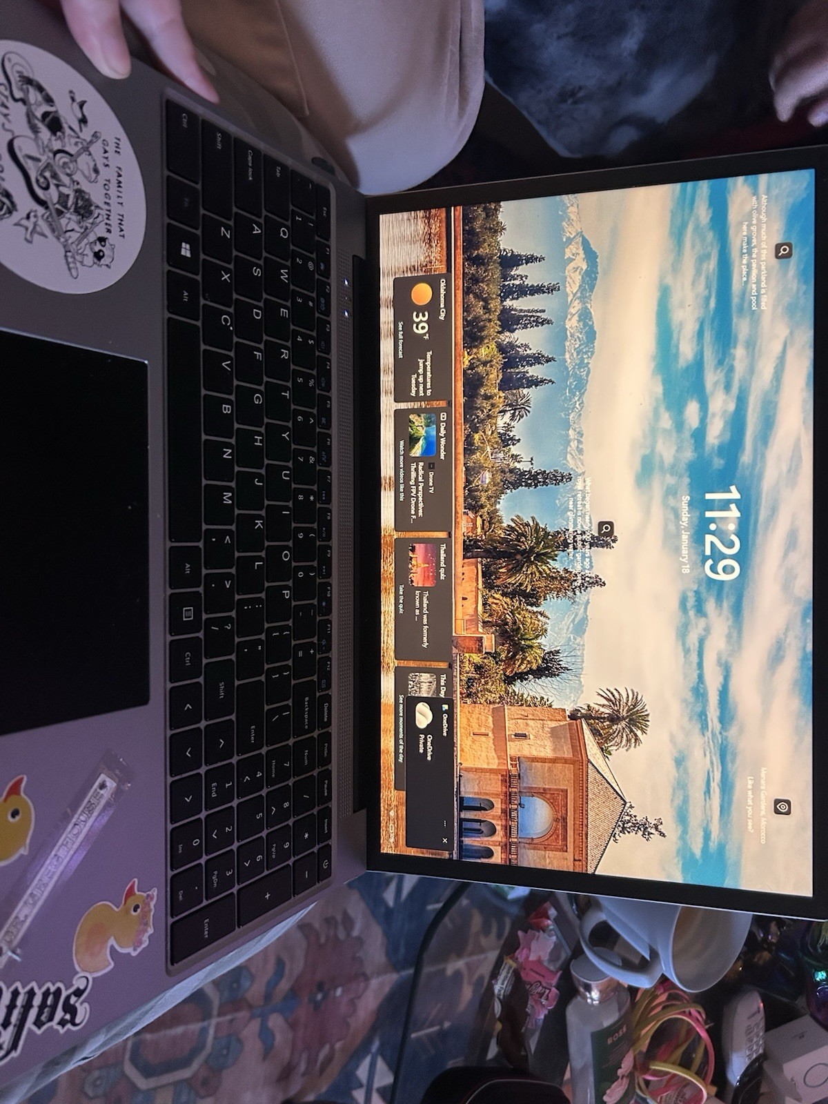 Jumper 16″ Laptop Intel Celeron 16GB RAM 512GB SSD Win 11 Silver – NO CHARGER