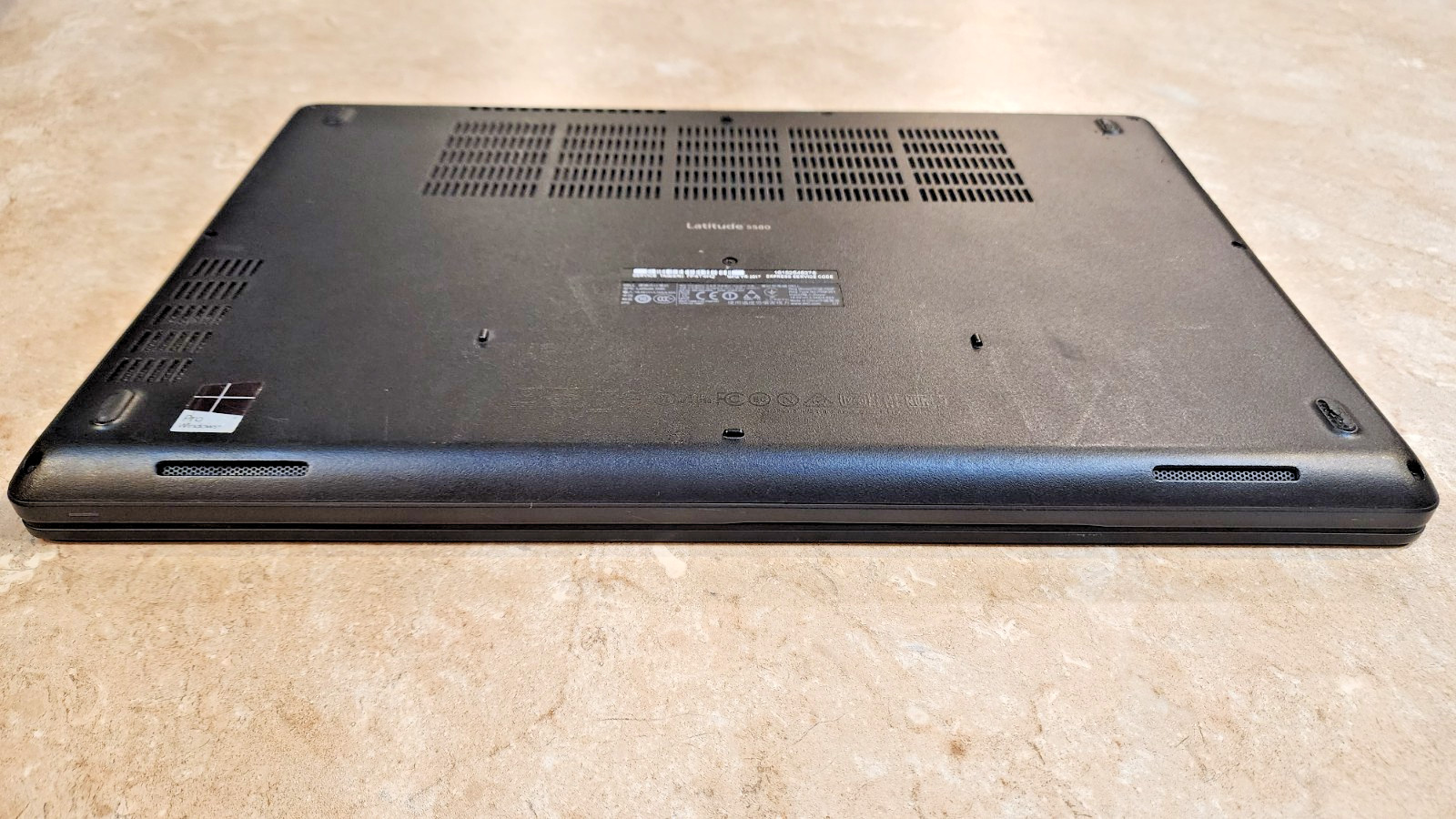 Dell Latitude 5591 15.6″ Quad-Core i5-8400H 16GB RAM 256GB SSD Win11 Pro Laptop