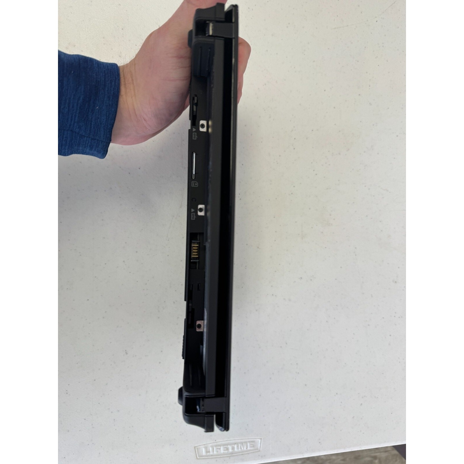 HP Mini 5101 10.1″ Laptop Intel Atom Black No Battery for Parts or Repair