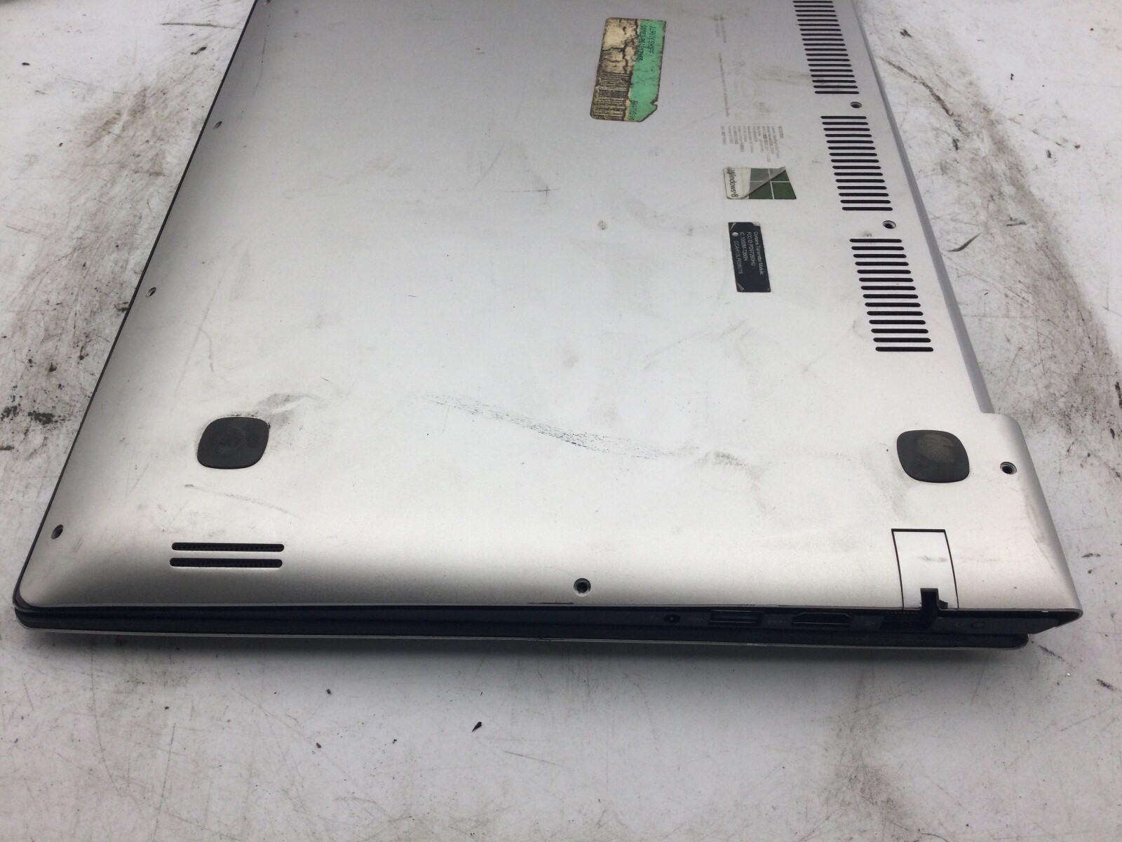 LENOVO IDEAPAD U530 – FOR PARTS – INTEL I7 – 8GB RAM – 15″ – READ DESCRIPTION-BB