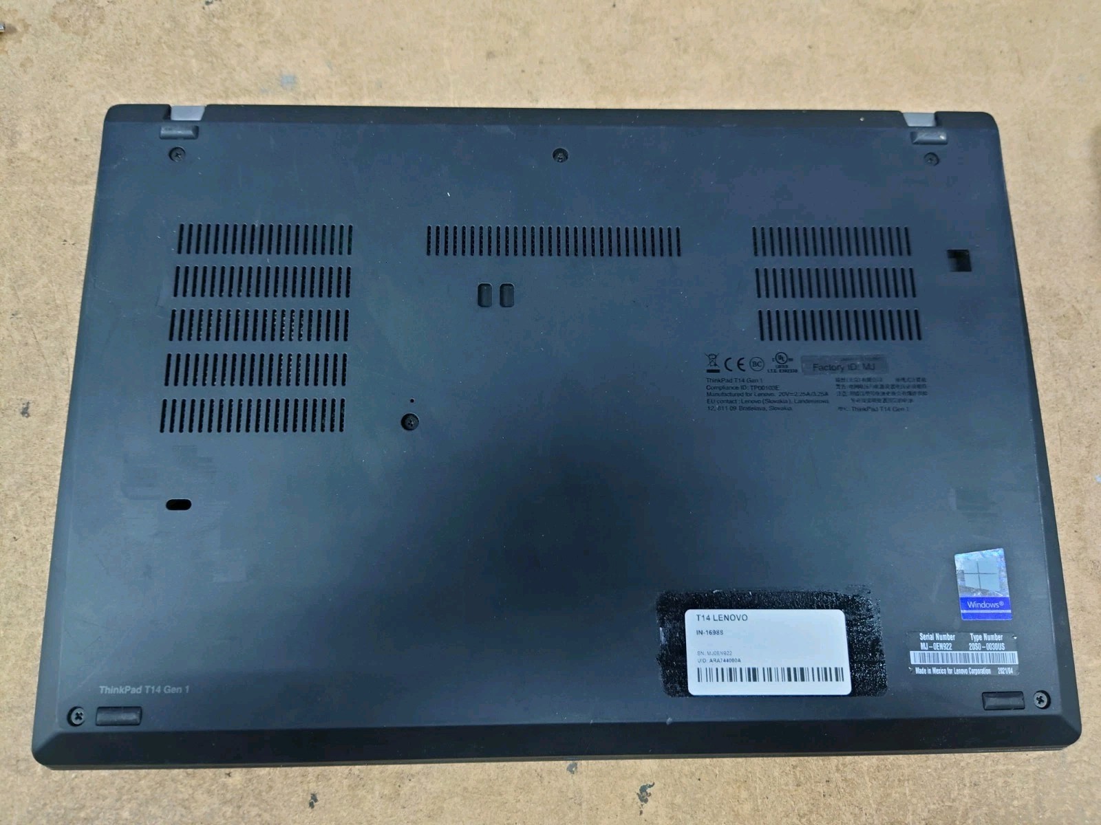 Lenovo ThinkPad T14 Gen 1 14″ FHD i5-10310U 16GB RAM 256GB SSD No OS