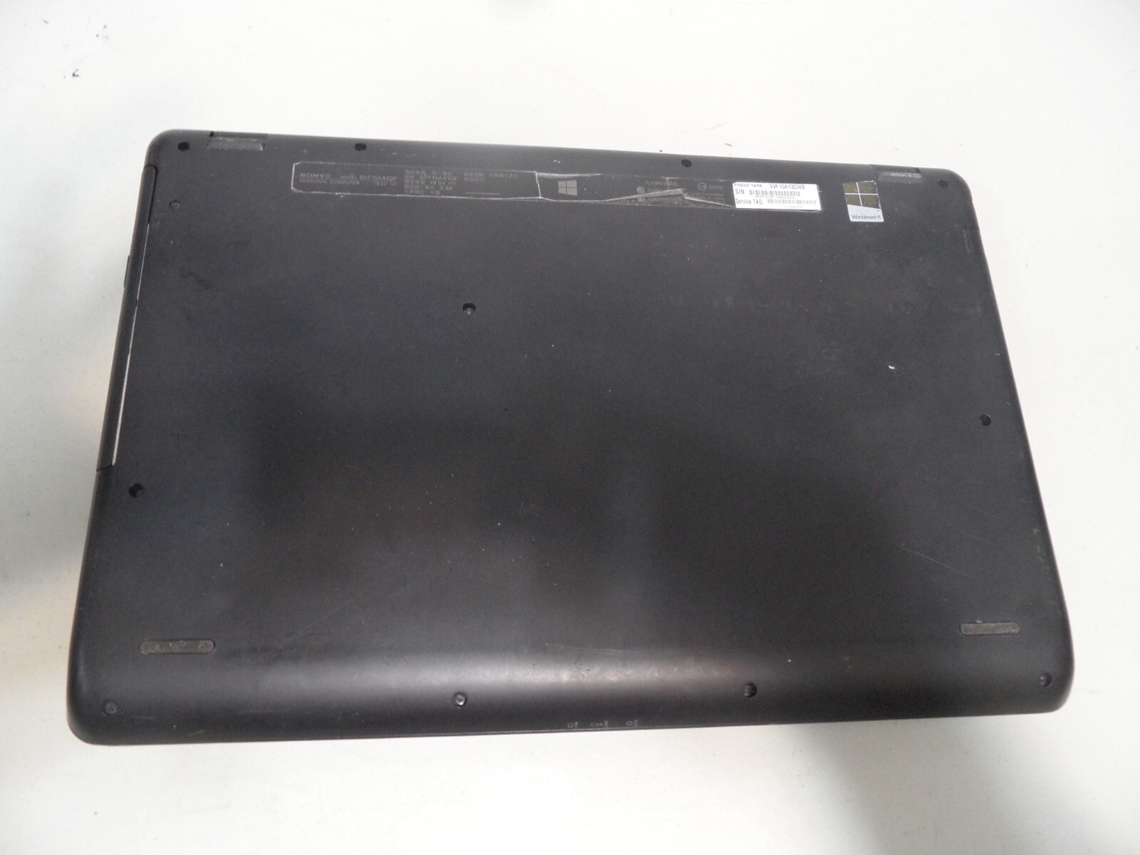 Sony SVF15A13CWB 240 GB SSD Windows 10 8 GB Ram i5 Bad Touch Chinese Keyboard
