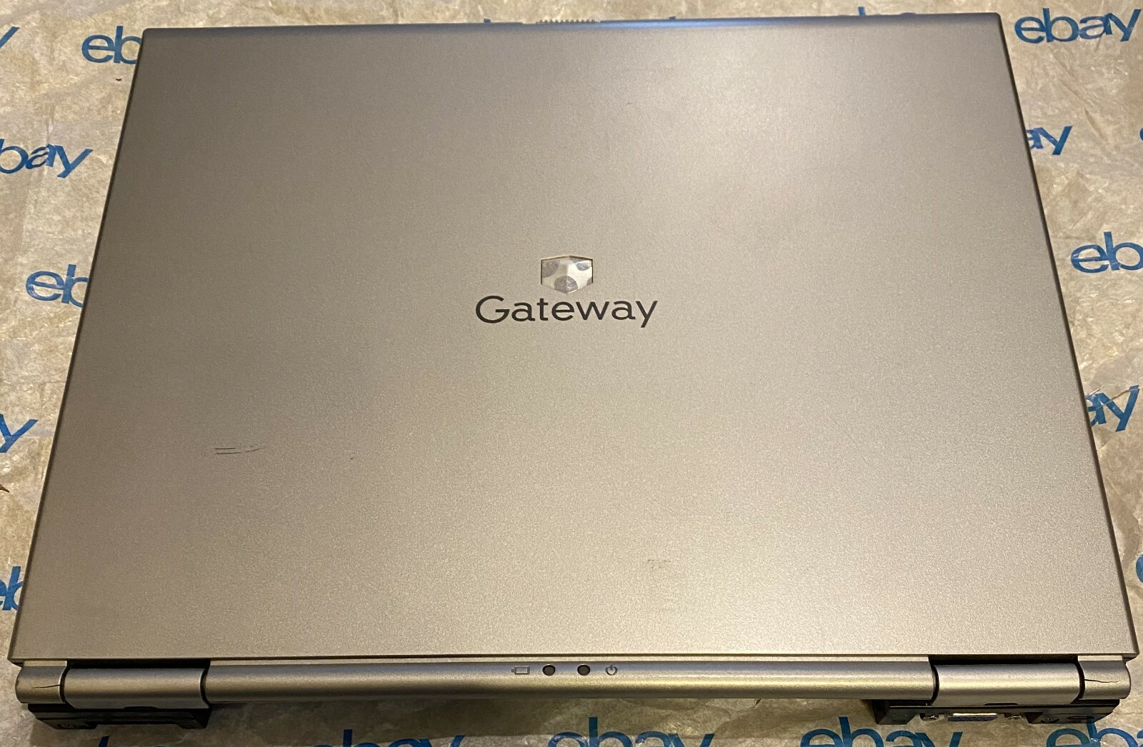 Gateway M-Series, M325X Laptop, 1GB RAM, No HDD or Power Adapter, For Repair