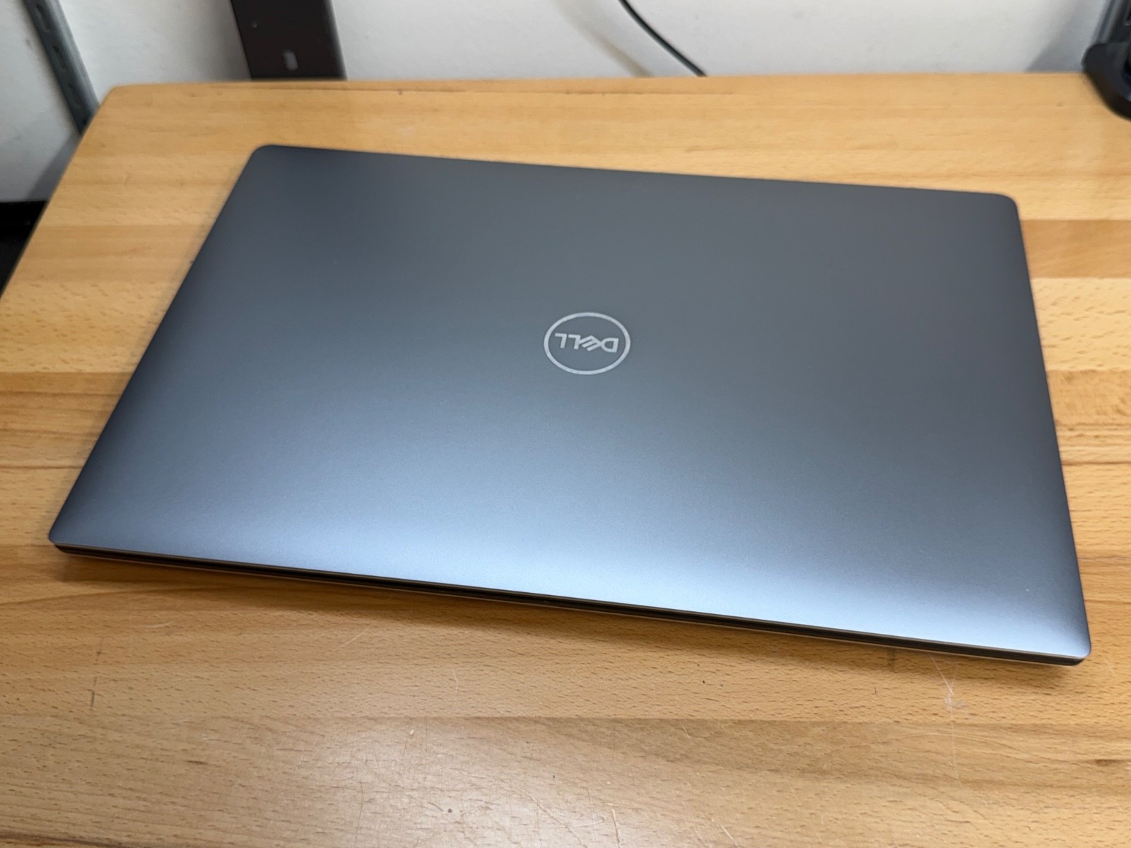 Dell Precision 5540 15.6″ Laptop: Intel Core i5-9400H, 16GB RAM, 256GB SSD GUC