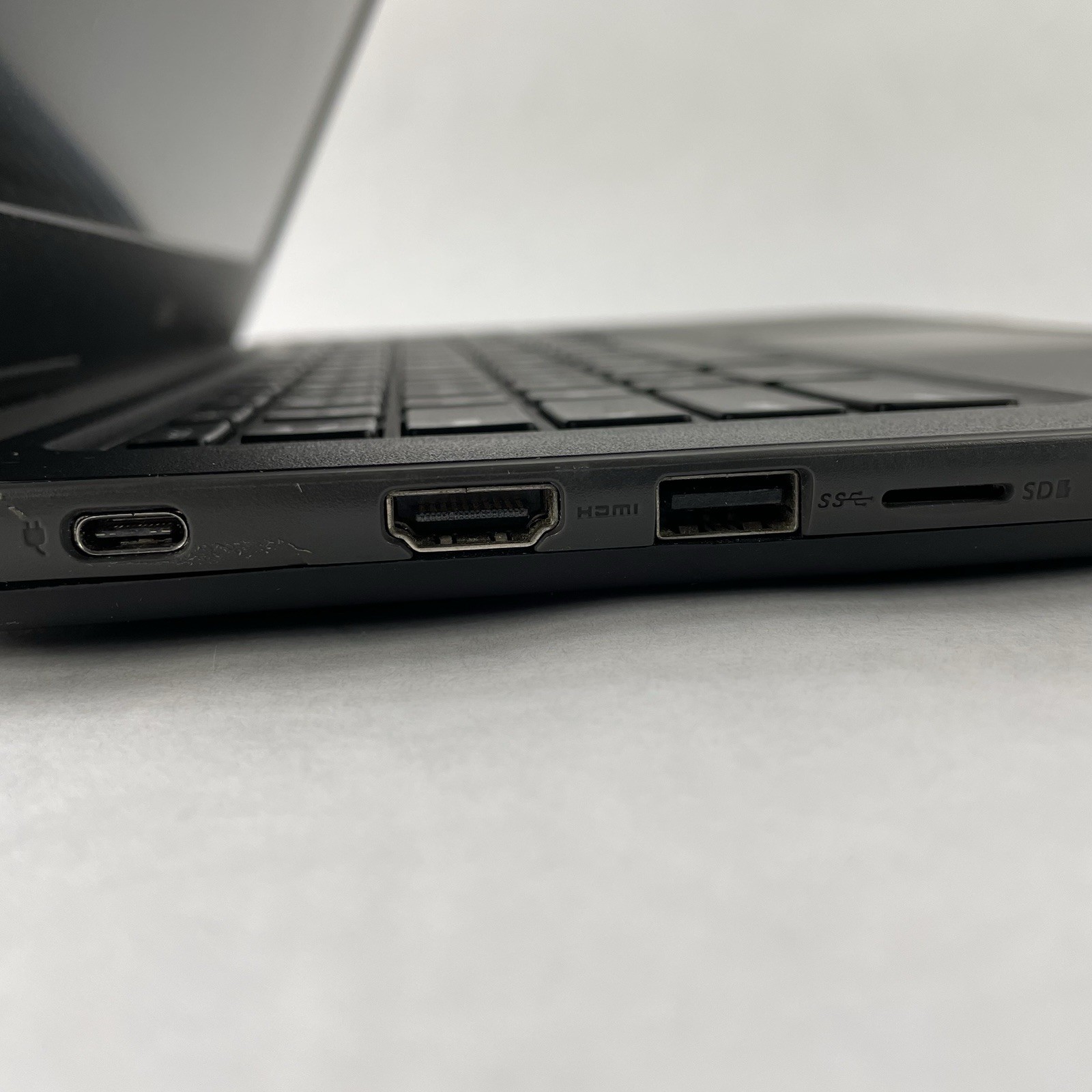 Dell Chromebook 3380 13″ Celeron 3855U 1.60 GHz 4 GB RAM 16 GB HDD No AC