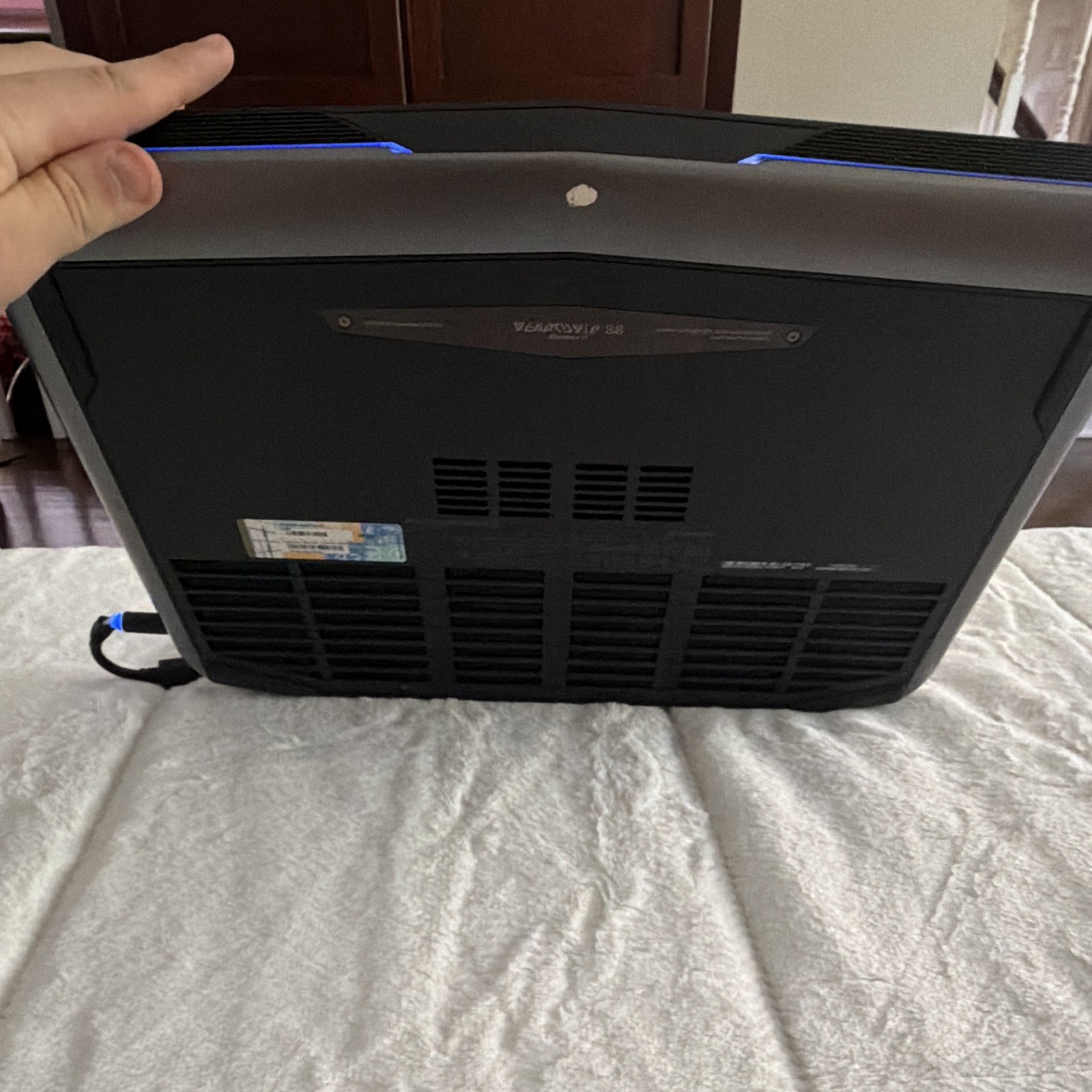 Alienware 17 R1 Gaming Laptop Intel Core i7-4700MQ 16GB RAM Windows 7 – READ