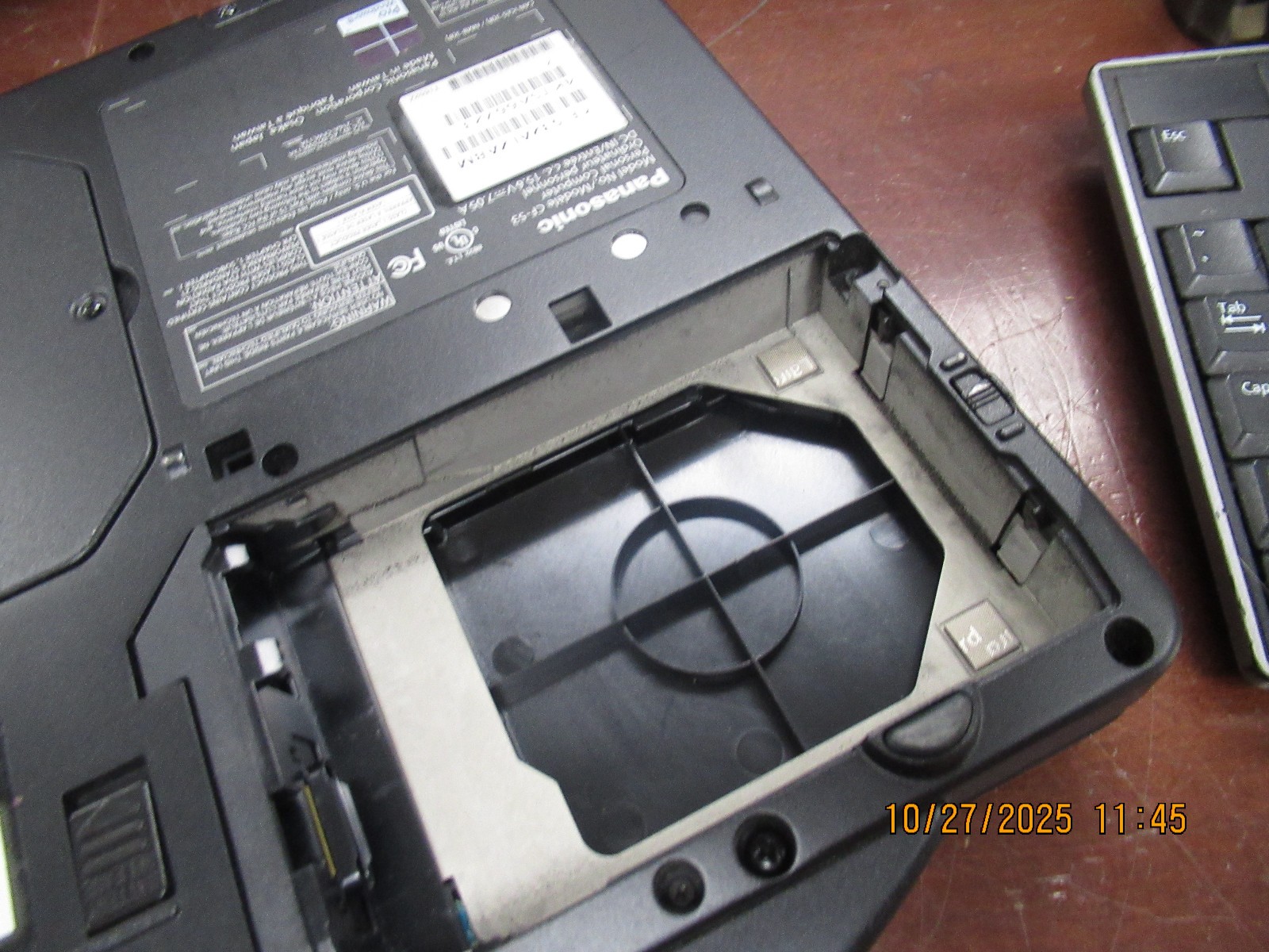 Panasonic Toughbook CF-53 i5 4310U 2.00GHz 4GB Laptop [NO HDD/AC/OS] Hours: 650