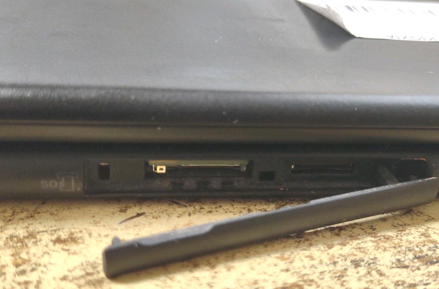 Lenovo ThinkPad x1 yoga 14″ W/ i5-8350U 1.7ghz, 16GB, 256GB, TOUCH, STYLUS.