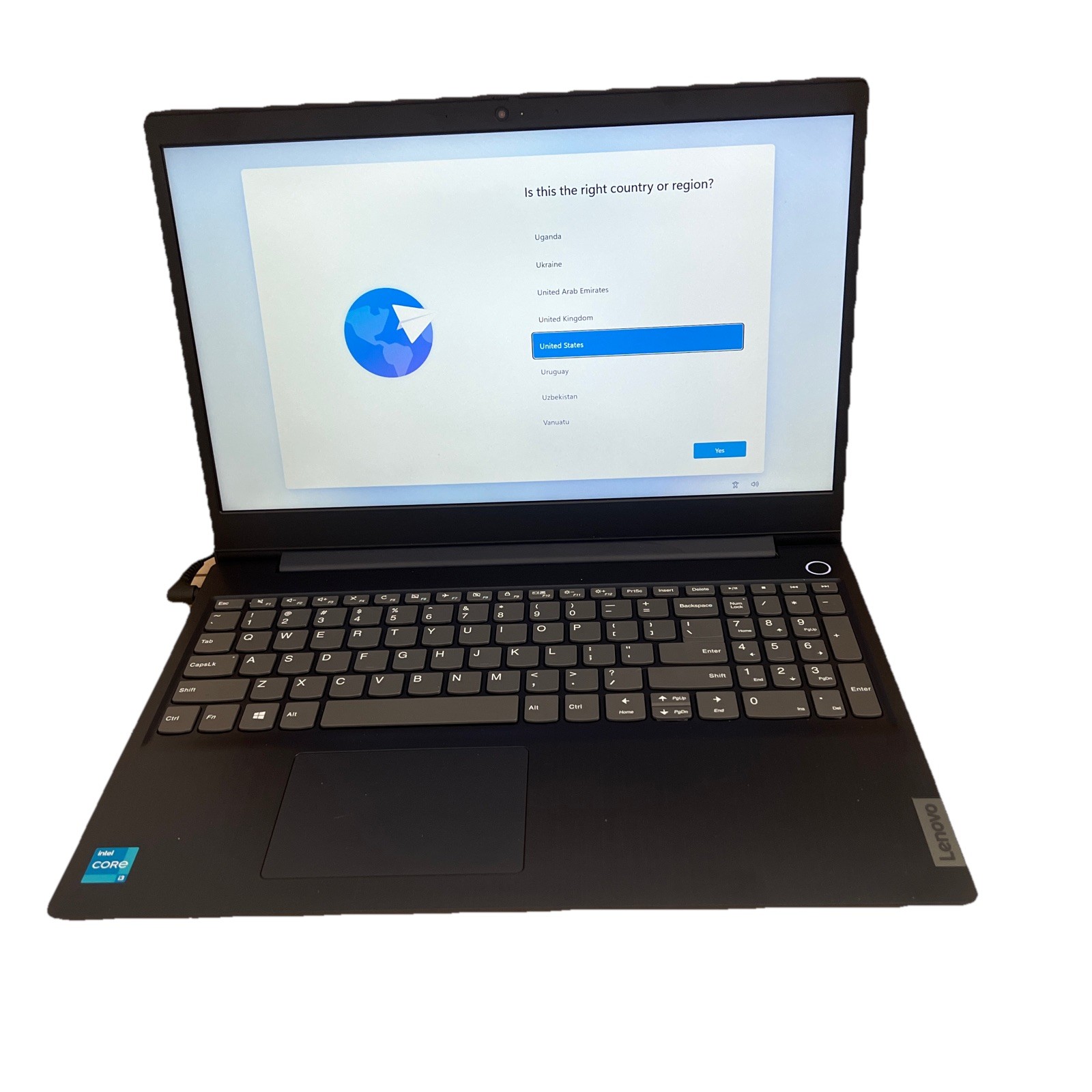 Lenovo IdeaPad 3i 15.6” (128GB SSD Intel Core i3-1115G4 3GHz 4GB RAM) Laptop –