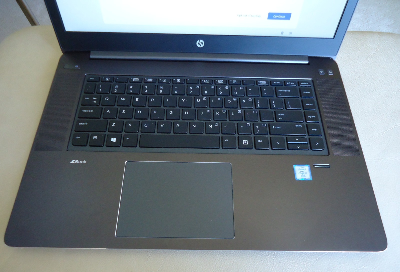 HP ZBook Studio G3 15″ i7-6820HQ 2.70GHz 8GB 128GB Windows 11 NVIDIA Quadro