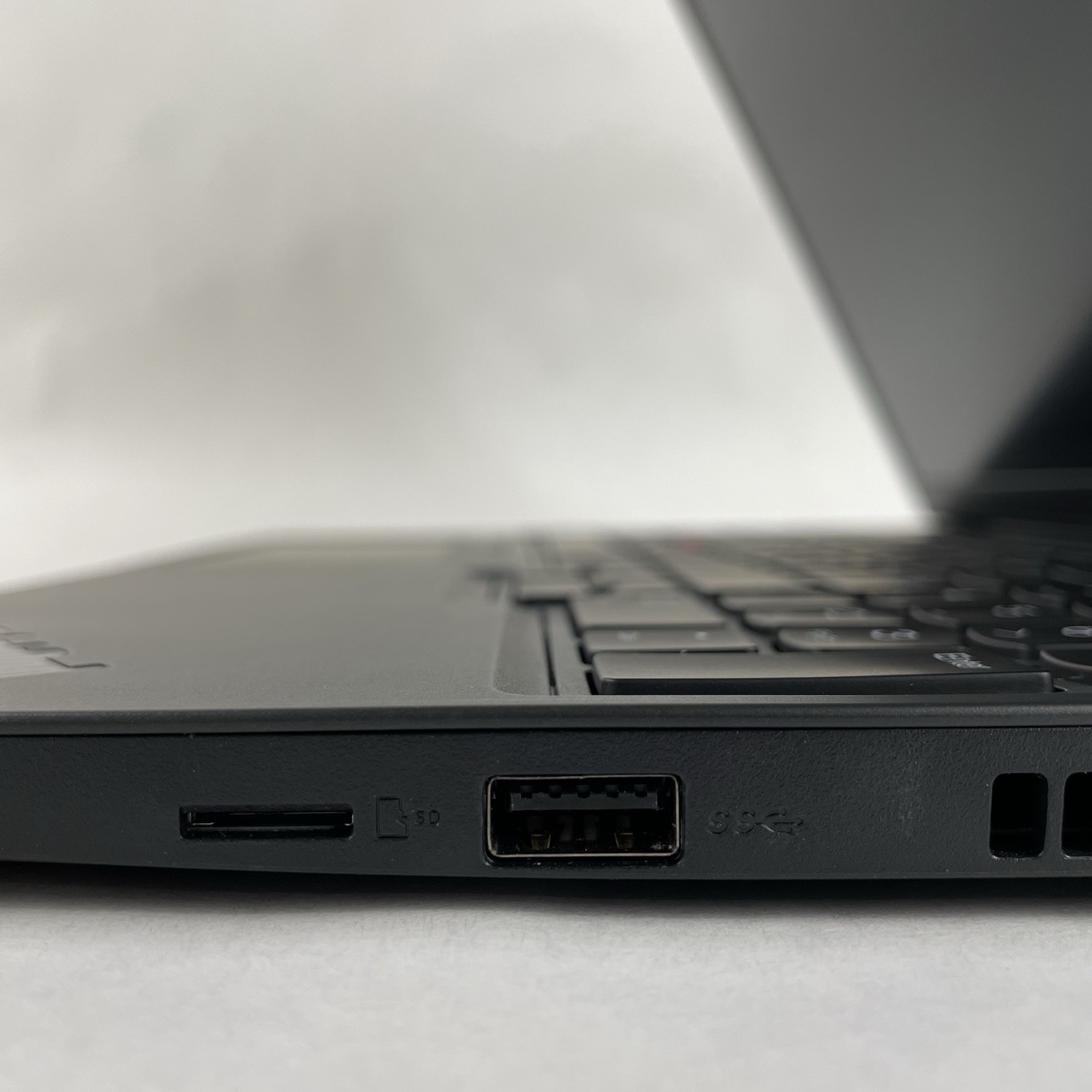 Lenovo ThinkPad L15 Gen3 15.6″ Ryzen5 Pro 5675U 2.3GHz 8GB RAM No SSD/OS/AC/Batt
