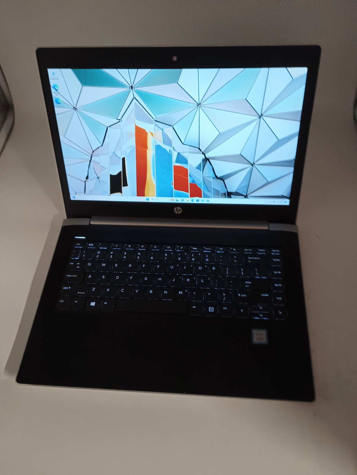 10152c ProBook440 G5 w/charger.i5-8350U.8GB.128GB M.2.14″FHD.Backlit.Nice