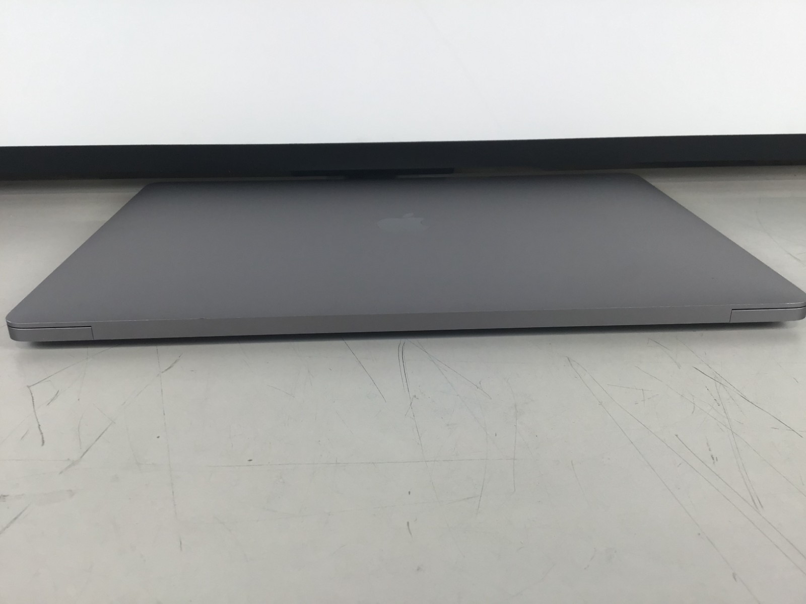 Lot of 2 Apple MacBook Pro 16″ A2141 i7-9750H 2.6GHz 16GB RAM 500B NVMe Gray~ II