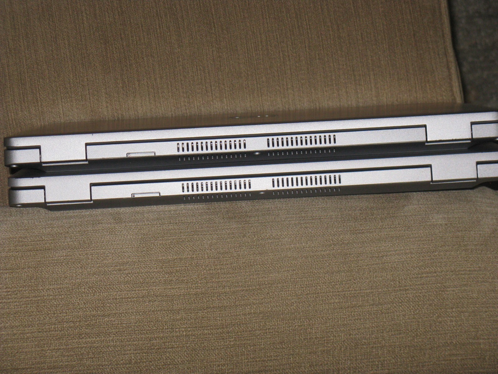 2x Lot Dell Latitude 5420 i5-1145G7 256GB 12GB FHD non-touch TB4 SC IR Cam vPro