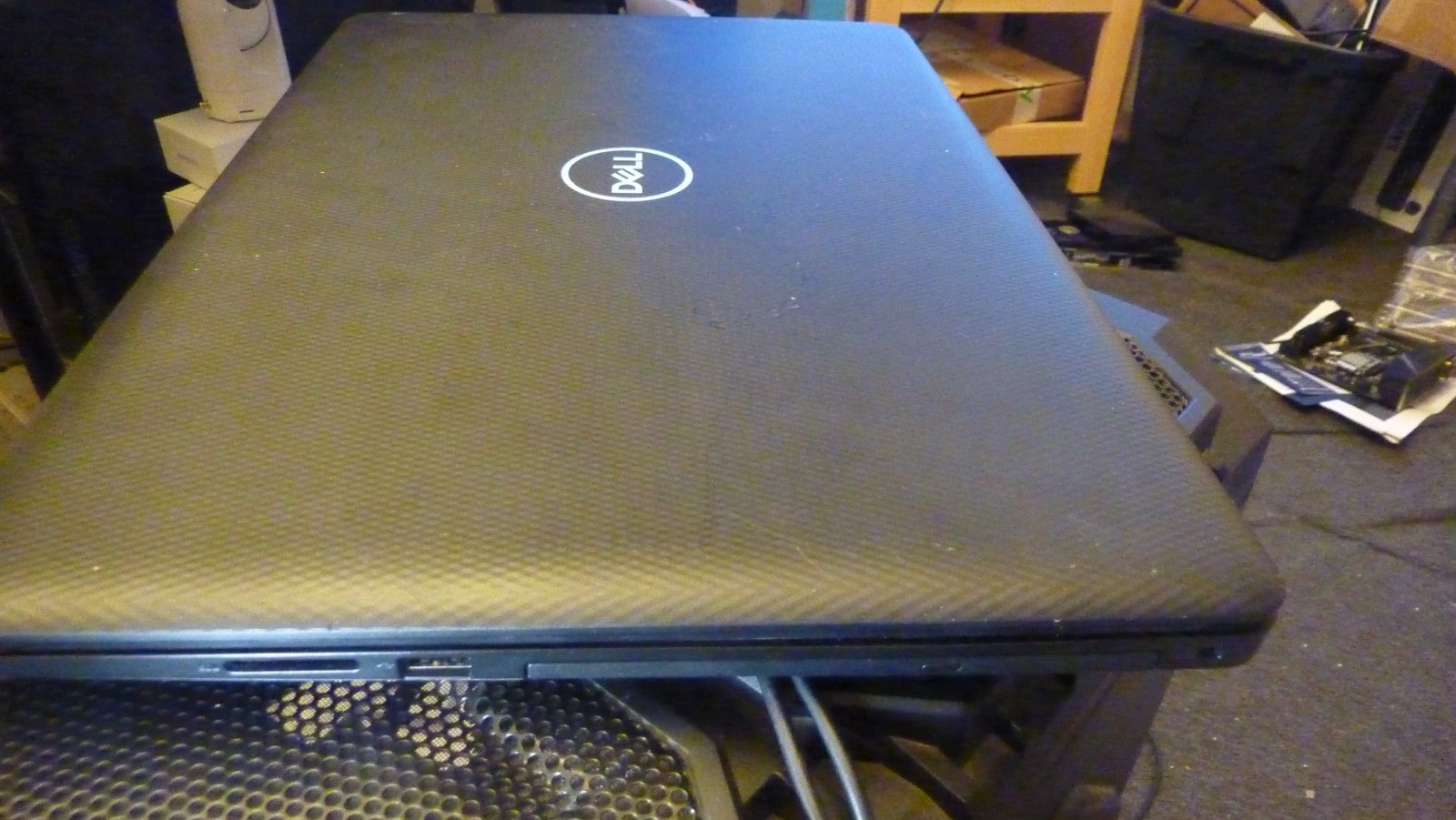 Dell Inspiron 3781 17″ Intel i3-7020U 8GB RAM, 1TB HDD, WIN10 HOME, OEM CHARGER