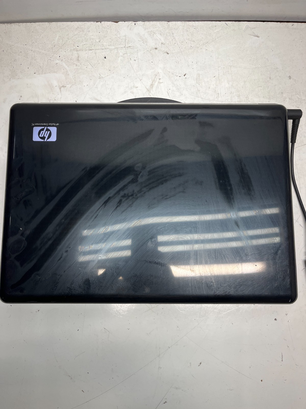 HP Pavilion dv7-1130US AMD Turion X2 Dual-Core 4GB NO HDD