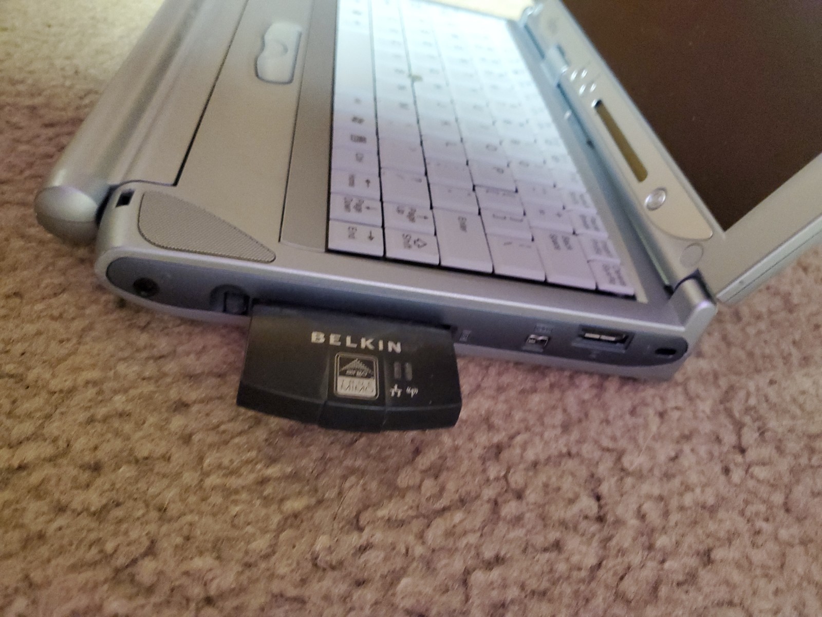 Fujitsu LifeBook P Series fpc02011al cp145514 Laptop PARTS AS IS UNTESTED NO AC