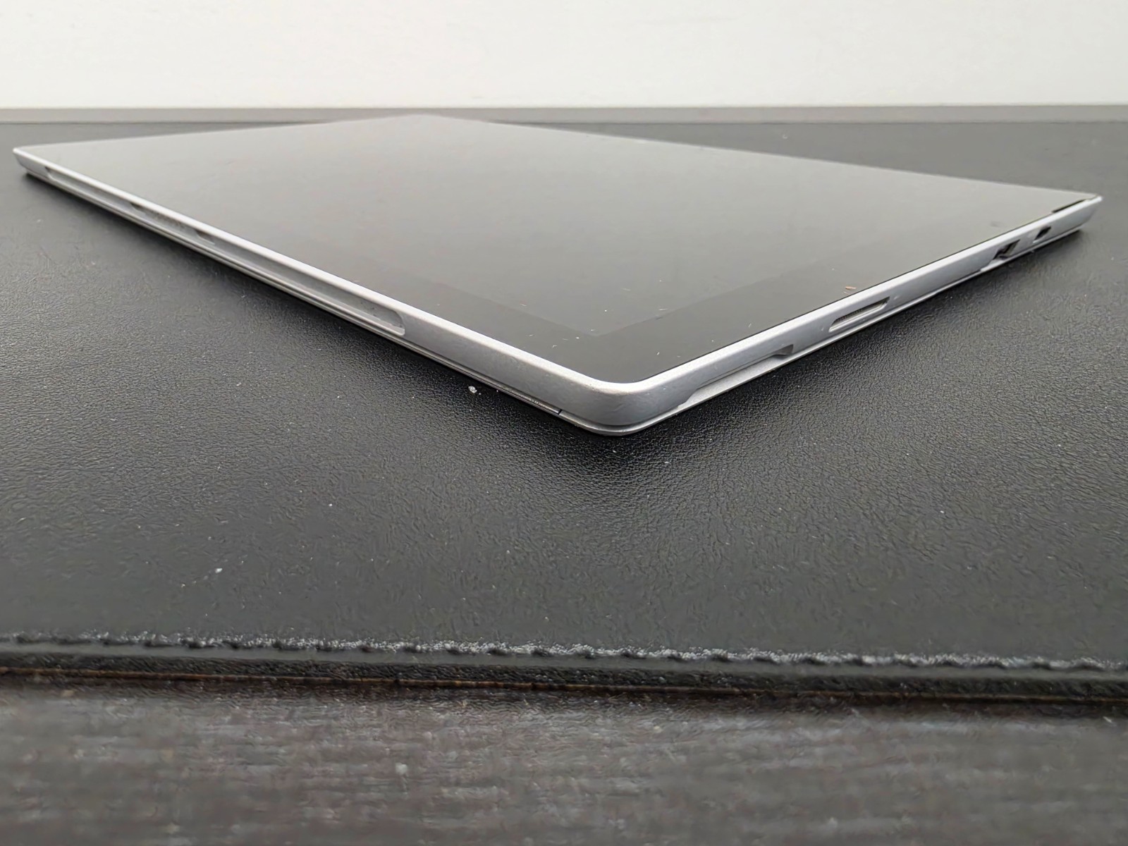 Microsoft Surface Pro 7+ i5-1135G7 16GB Ram 256GB SSD Win 11 Pro