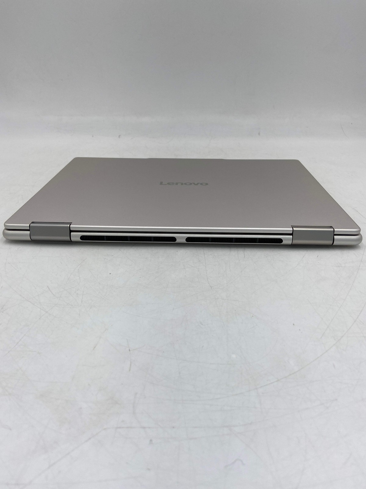 Lenovo Yoga 7 2-in-1 14AKP10 14″ AMD Ryzen AI 5 340 2.0GHz 16GB RAM 512GB SSD AM