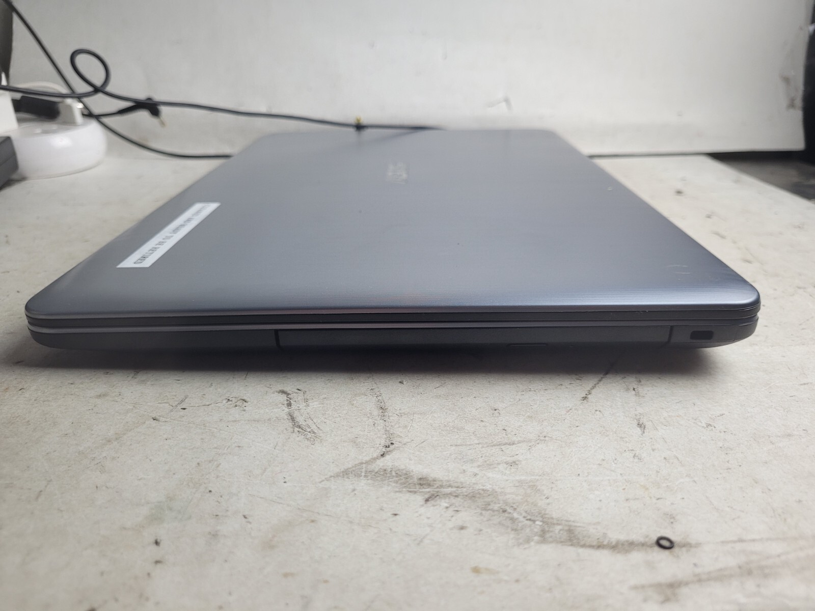 Asus X540S w/Pentium N3700, 4GB RAM, 500GB HDD, 15.6″ Laptop for Parts #1927