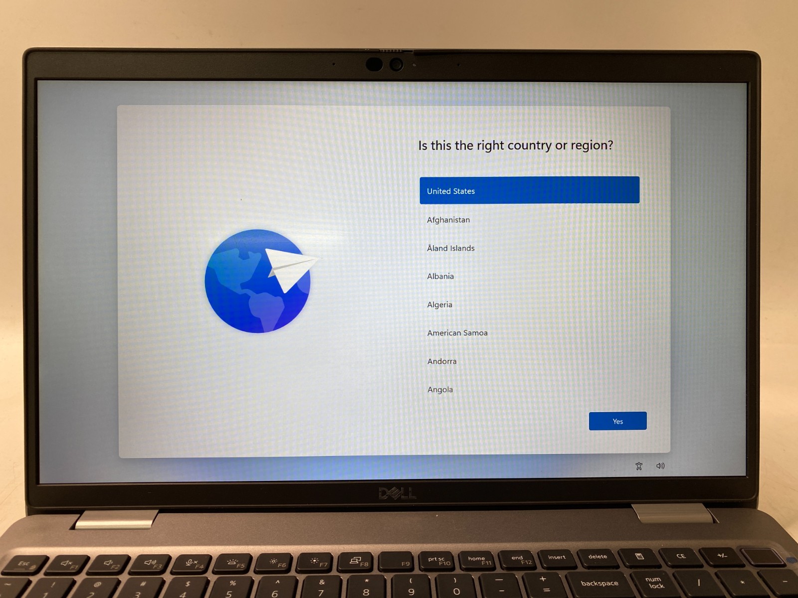 Dell Precision 3561 i5-11th 16GB DDR4 256GB SSD Win11H 70%+ Broken Plastic PARTS