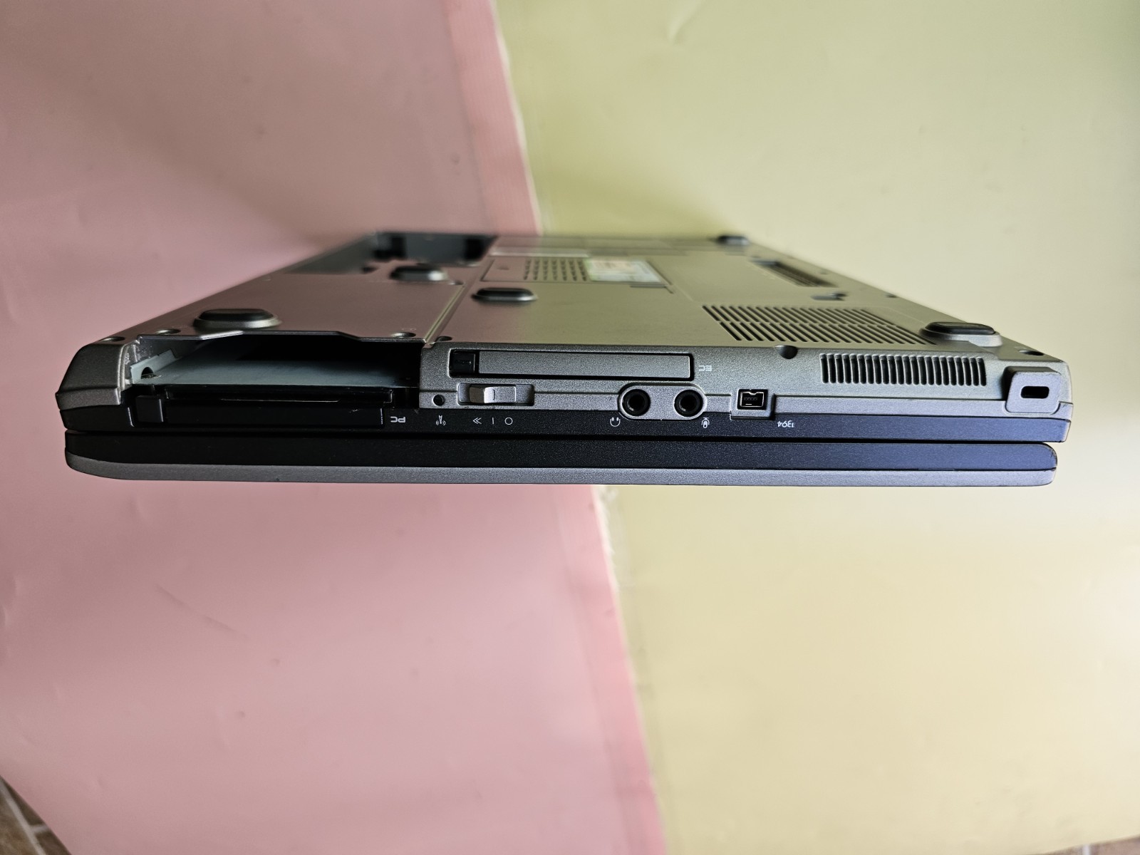 Dell Latitude D830 Core 2 DUO 3GB RAM 0GB SSD SERIAL COM PORT, PHONE PORT