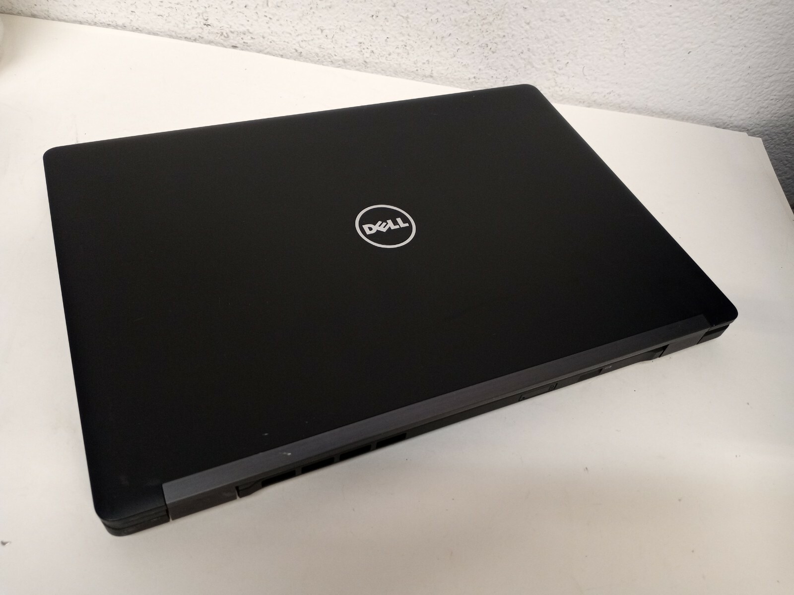 Dell Latitude 5280 12.5″ Intel Core I3-7100U 2.40GHz 4GB DDR4 500GB HDD Win11