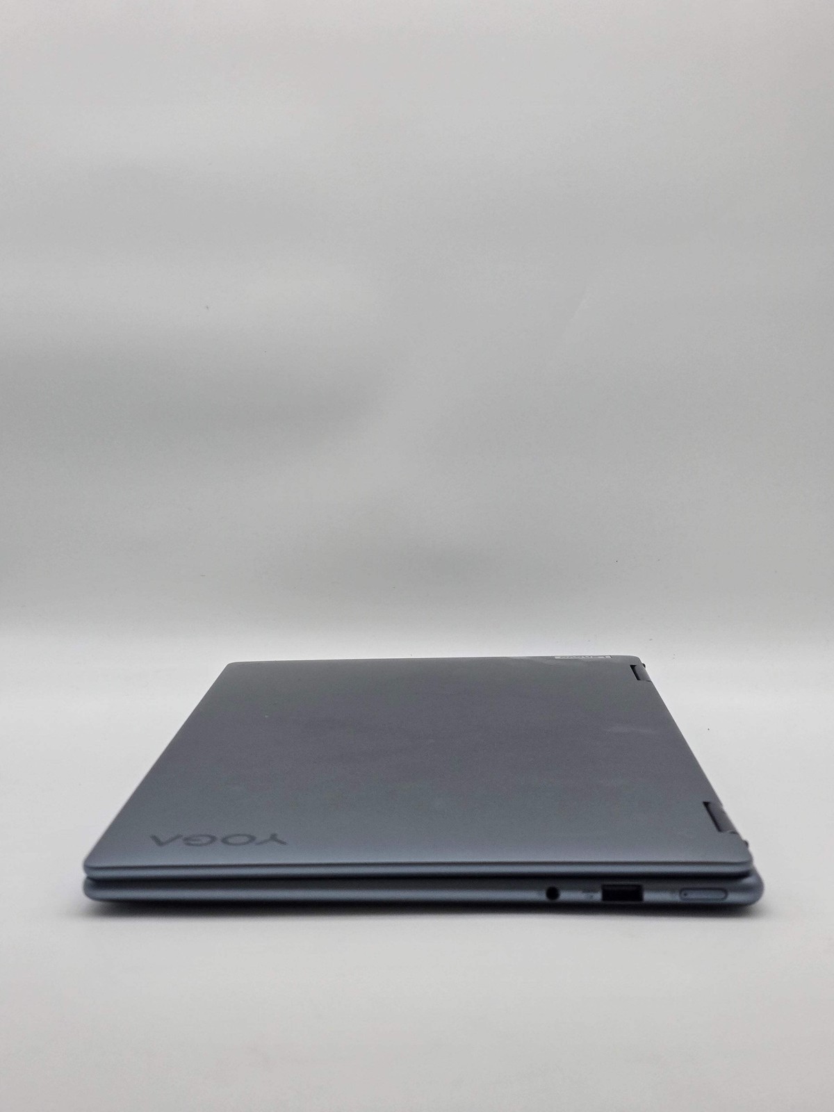 Lenovo Yoga 7i 14″ 2-in-1 Touch Laptop i7 16GB RAM 512GB SSD Blue