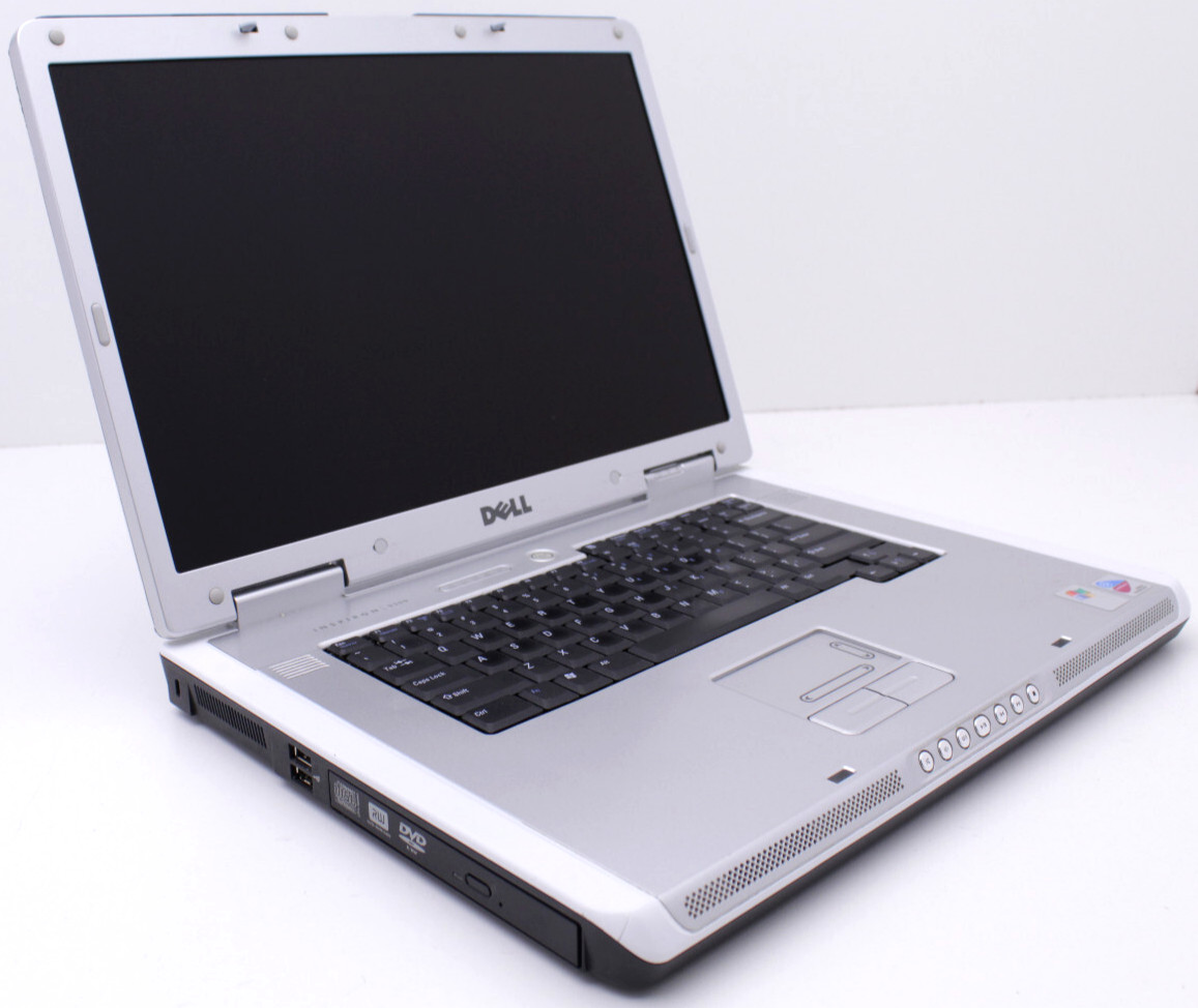 Dell Inspiron 9300 17.3″ Intel Pentium M 100GB 2GB Retro Gaming Win XP Pro