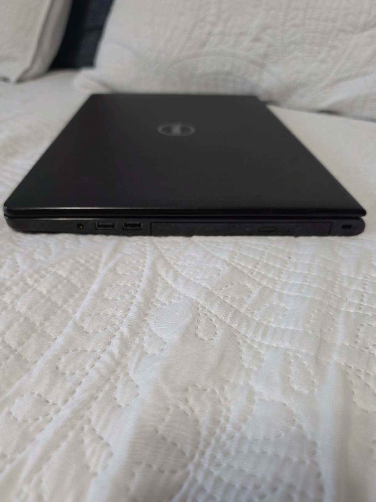 Dell Inspiron 15 5100 15.6″ Black Intel 2.0GHz 4GB 500GB HDD Win8 Unlocked