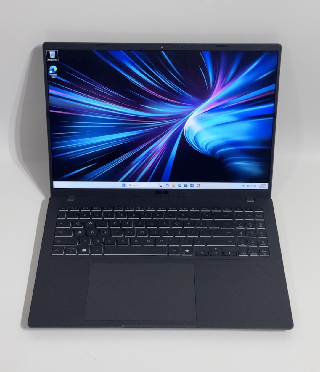 Asus V16 V3607VM 16″ FHD+ 144Hz 2.5 GHz Core 7 240H 16GB 1TB SSD RTX 5060