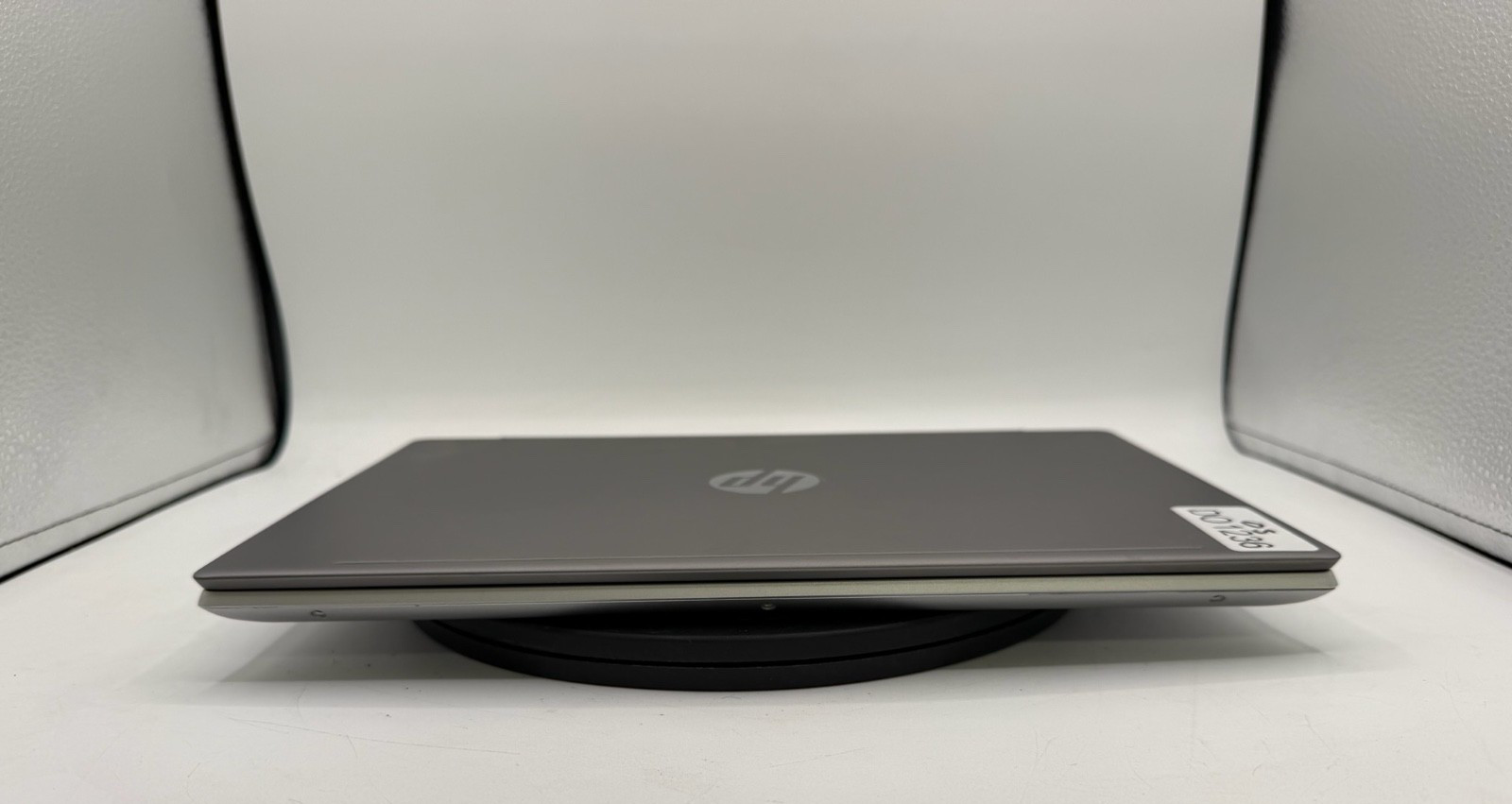 HP Pavilion14-ce3064st-i5-1035G1@1.00GHz 8GB DDR4 Ram 256GB NVME SSD W11P (1236)