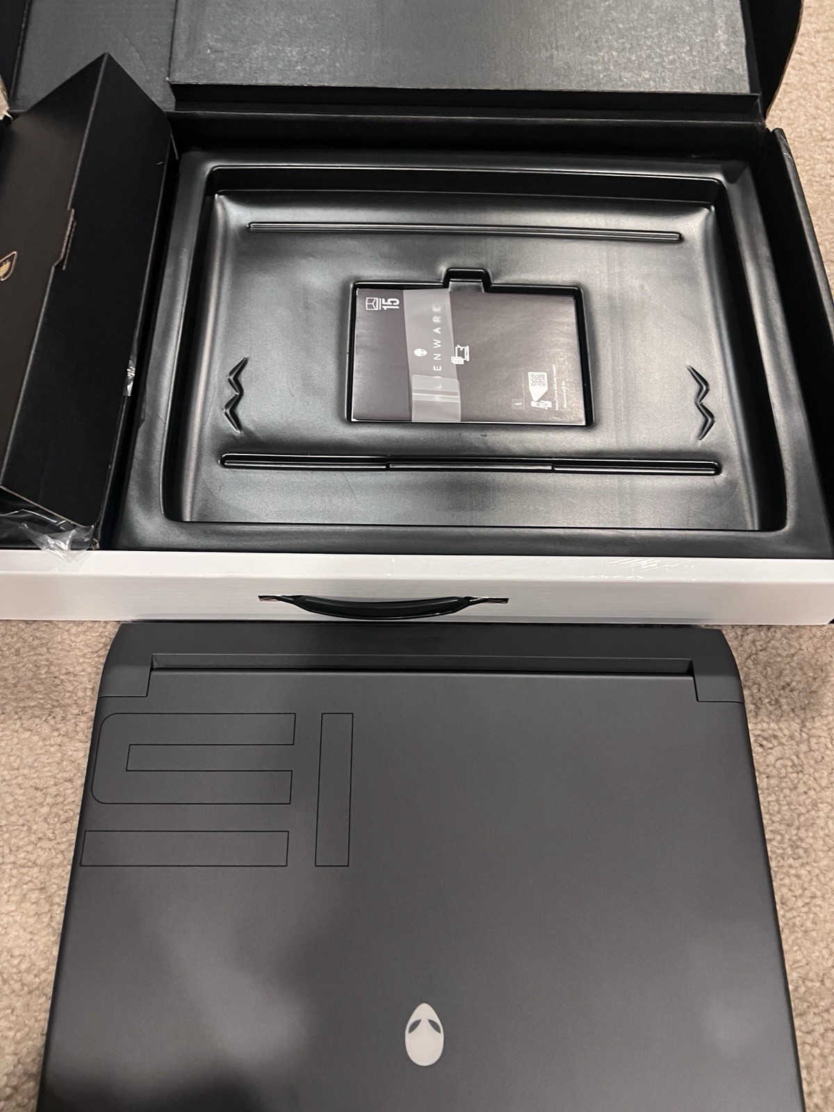 Alienware m15 R6 Gaming Laptop 32GB RAM