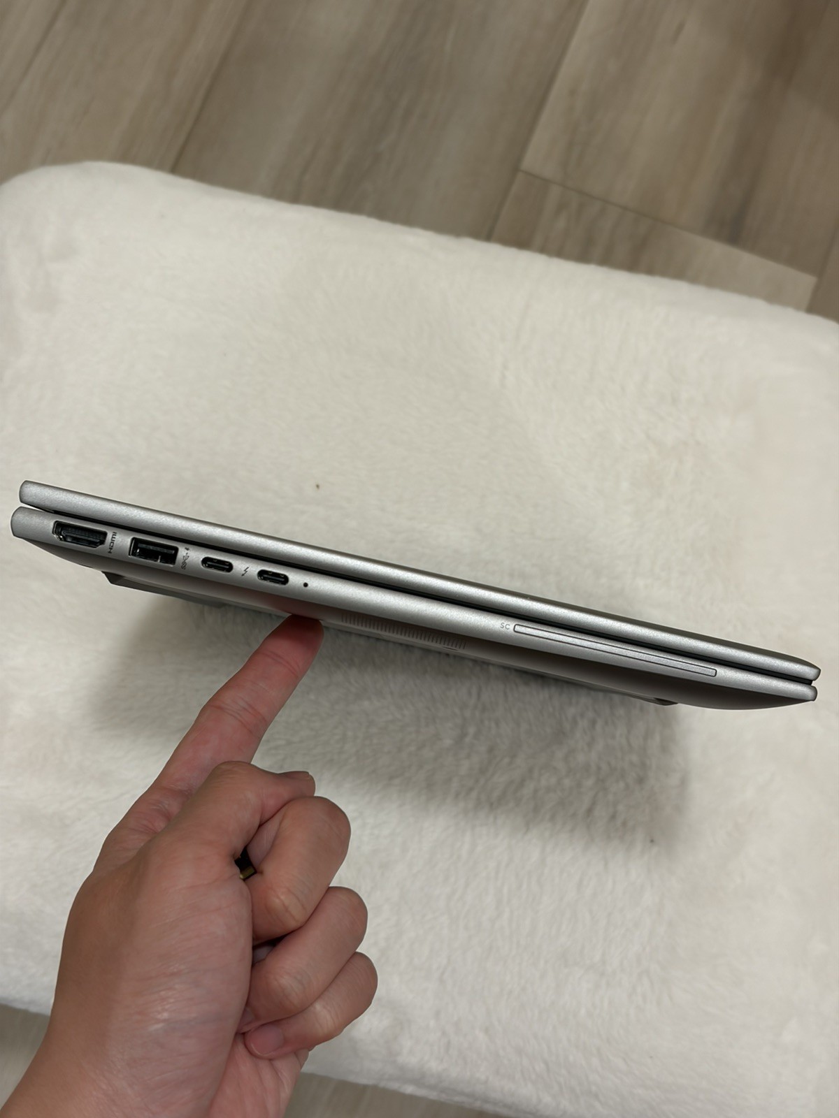 HP ZBook Firefly 14 G10 13th Gen i7 RTX A500 16GB RAM 512GB SSD Charger Win11