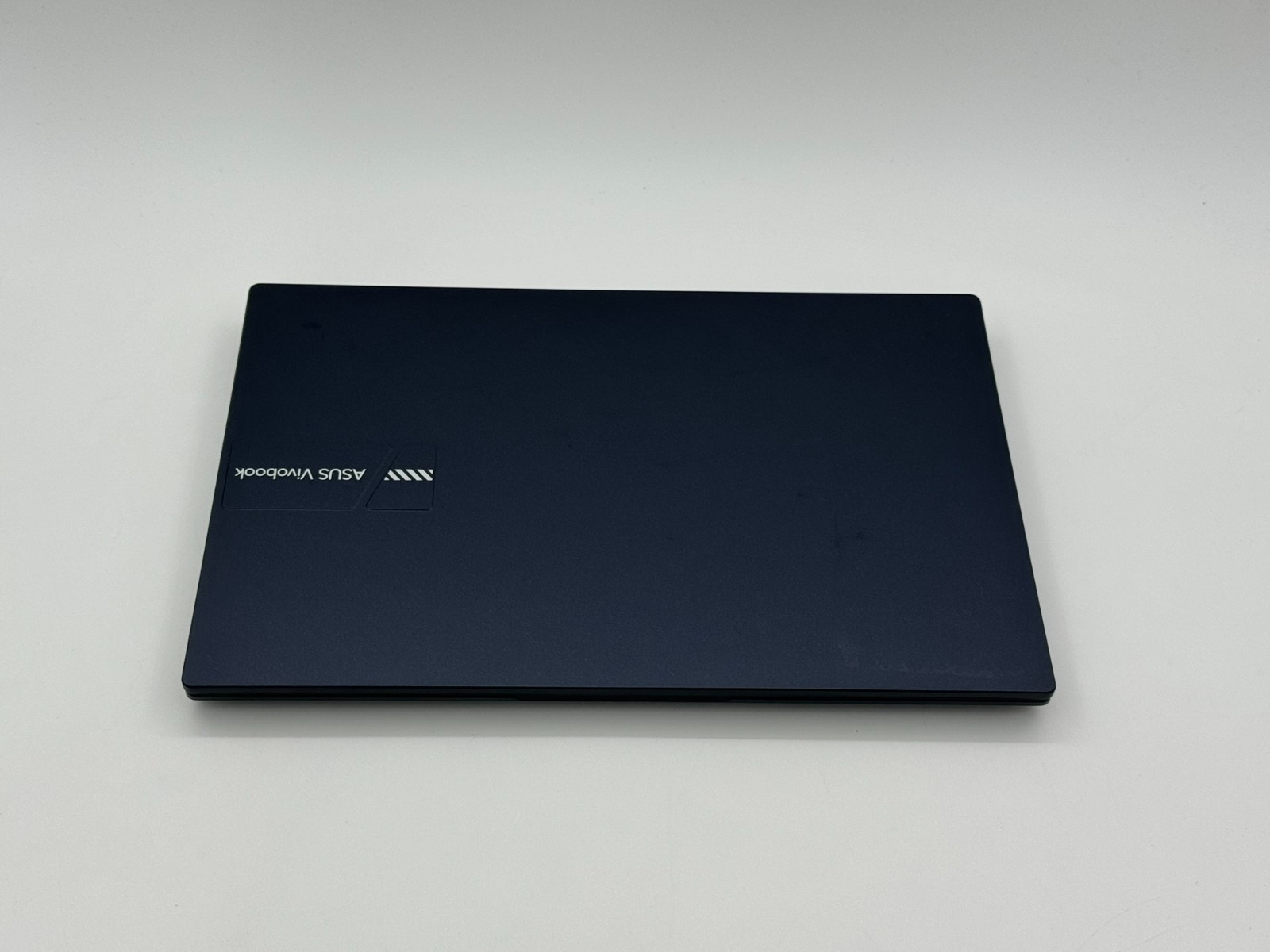 ASUS Vivobook 14″ FHD Laptop Intel Core i3 8GB 128GB SSD Win 11 USB-C HDMI