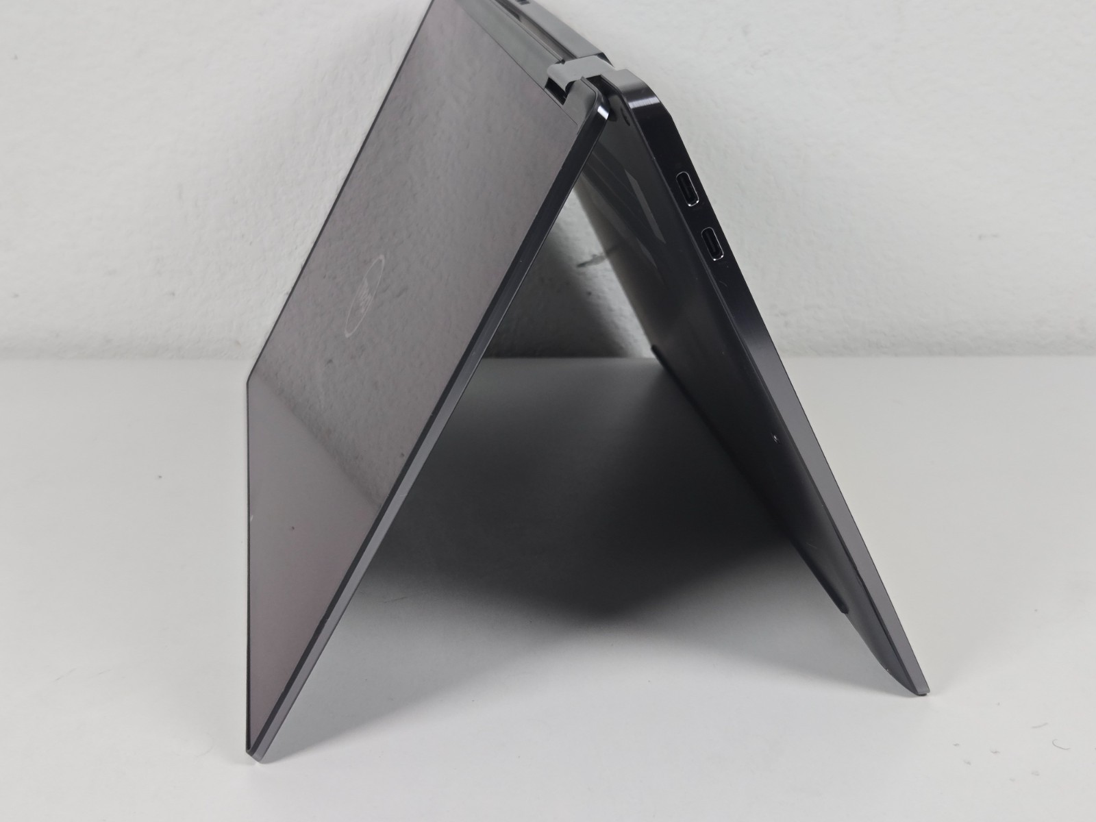 Dell Latitude 9330 – 13.3″ Touch 2-in-1 | i7-12 | 32GB RAM | 512 SSD | Win