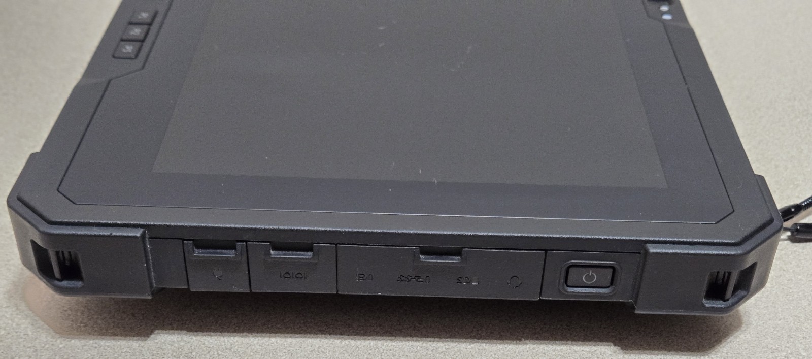 Dell Latitude 7220 Rugged Extreme Tablet i5-8365U 8GB 256GB WWAN Win11 Pro B2